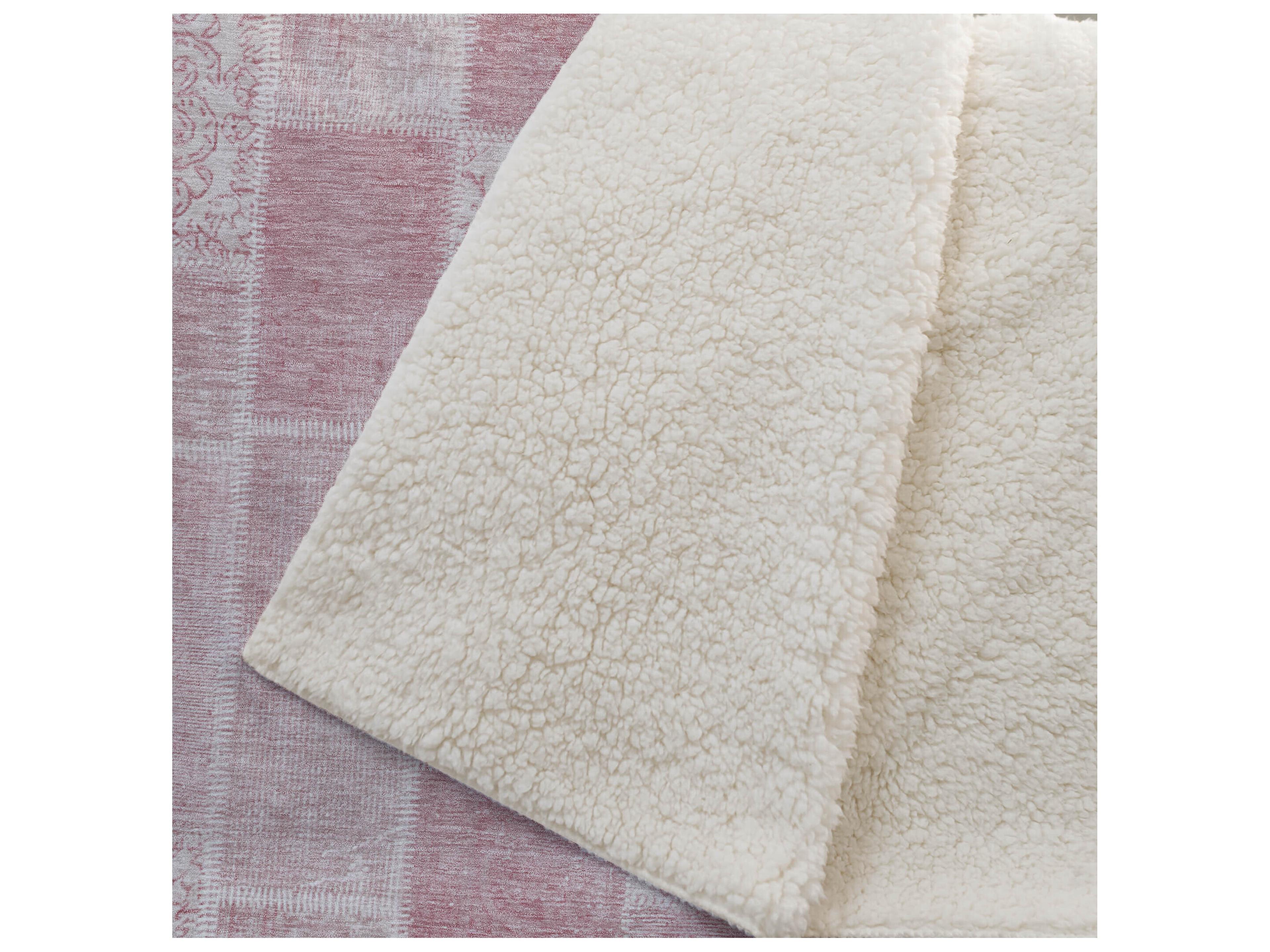 Dalyn Sherpa Pink Polyester Throw