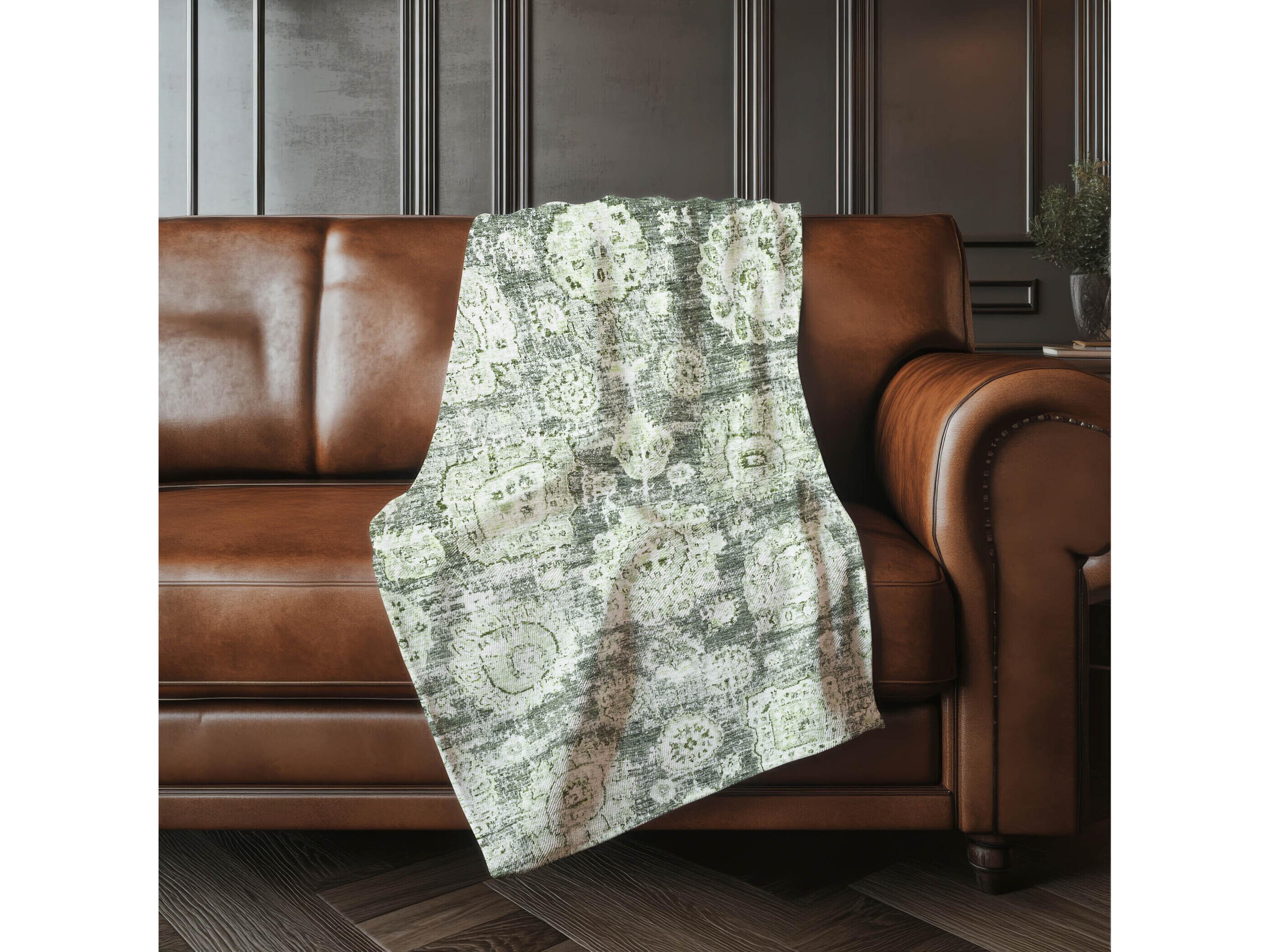 Dalyn Sherpa Green Polyester Throw