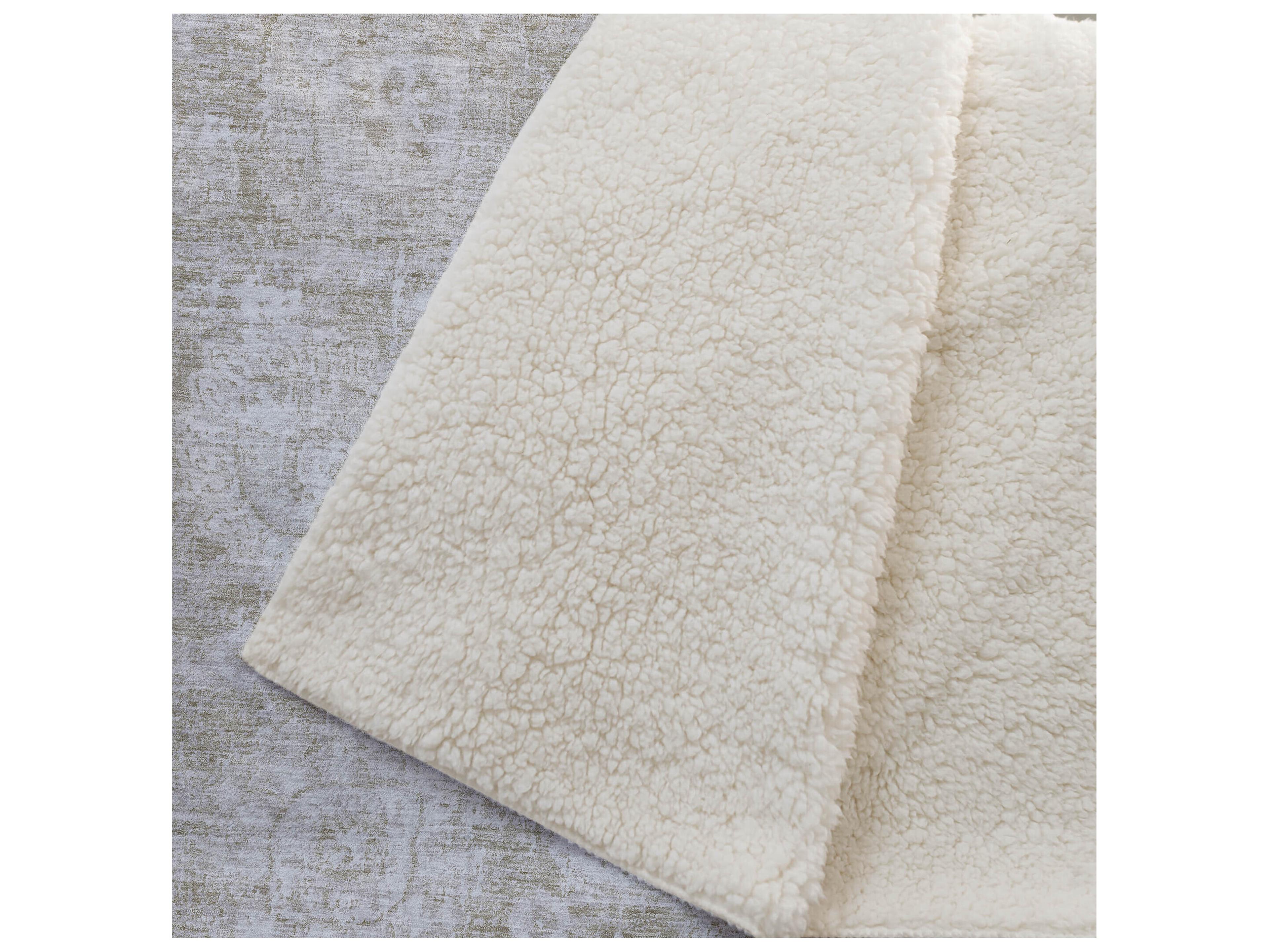 Dalyn Sherpa Brown Polyester Throw