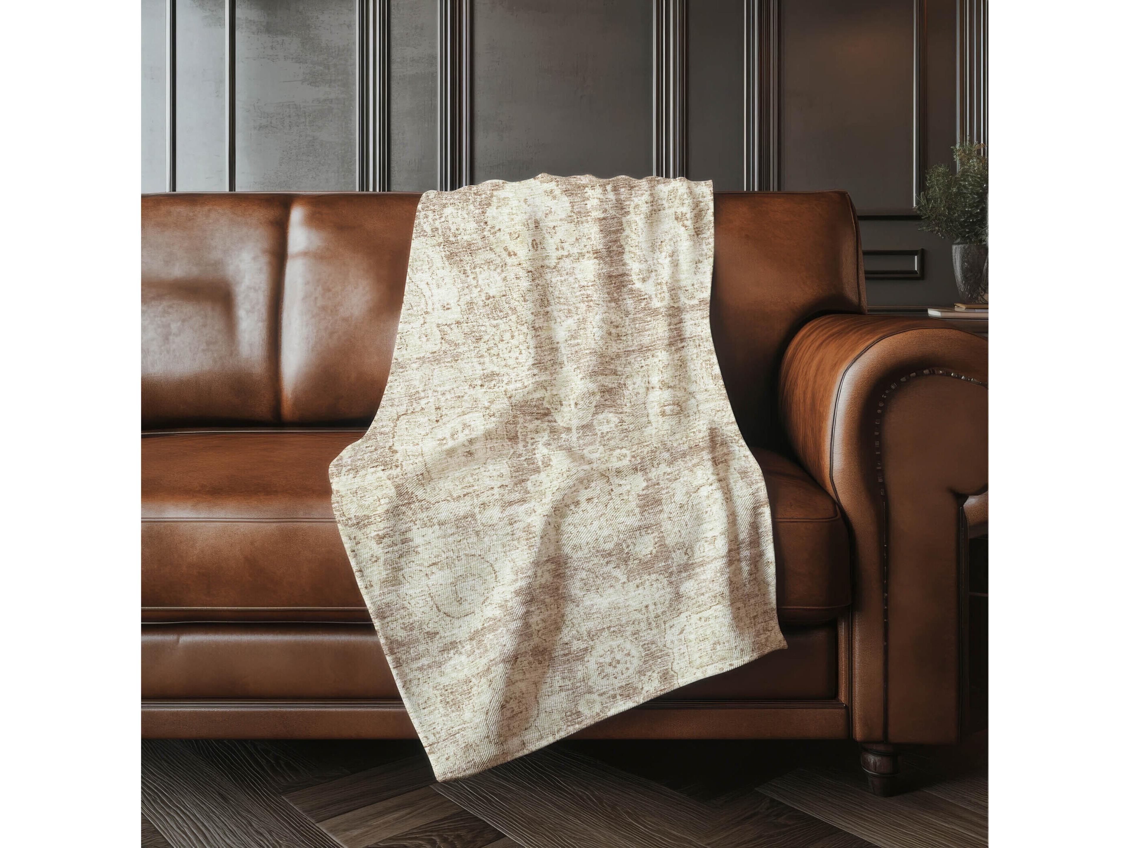 Dalyn Sherpa Brown Polyester Throw