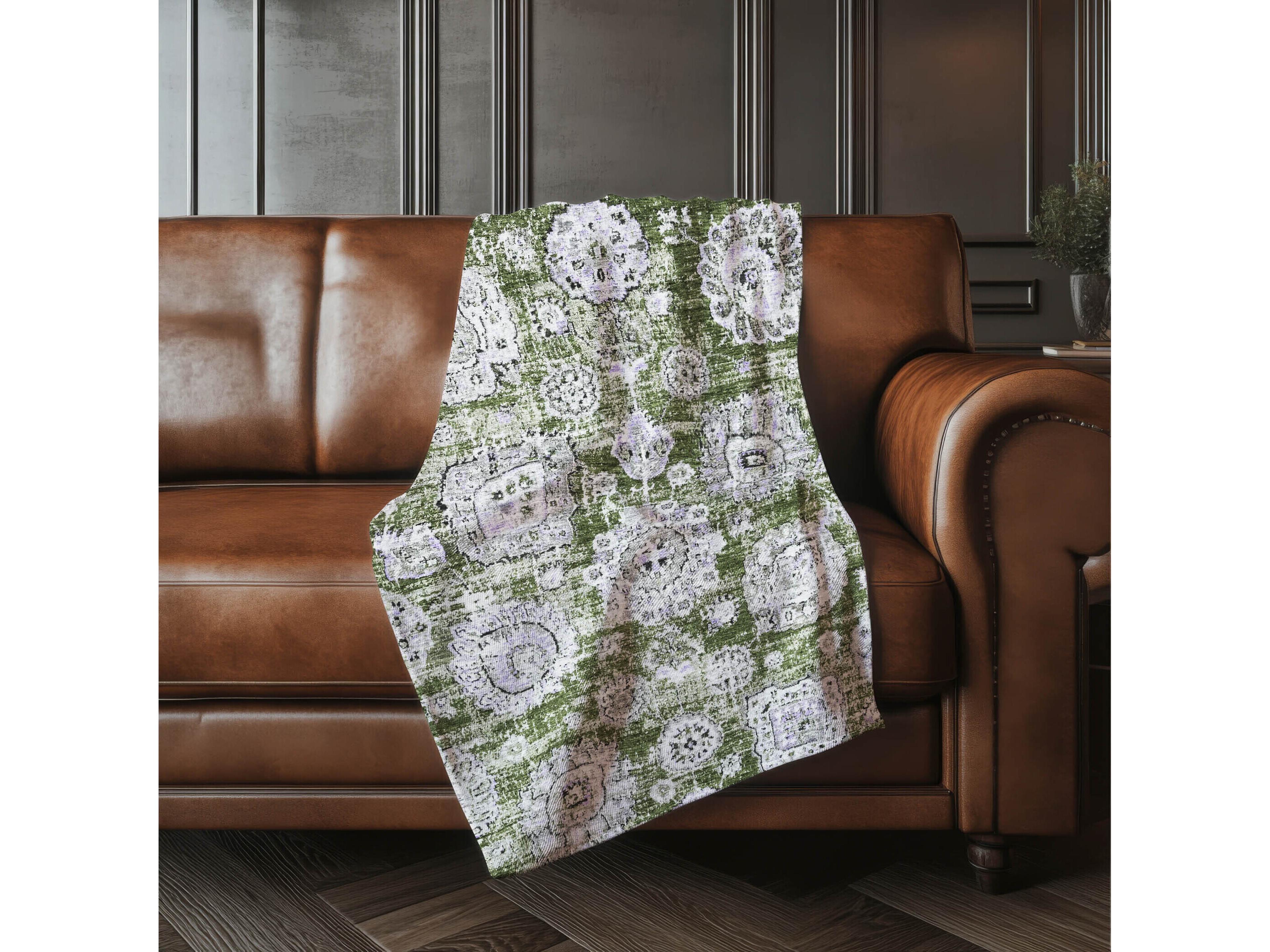 Dalyn Sherpa Green Polyester Throw