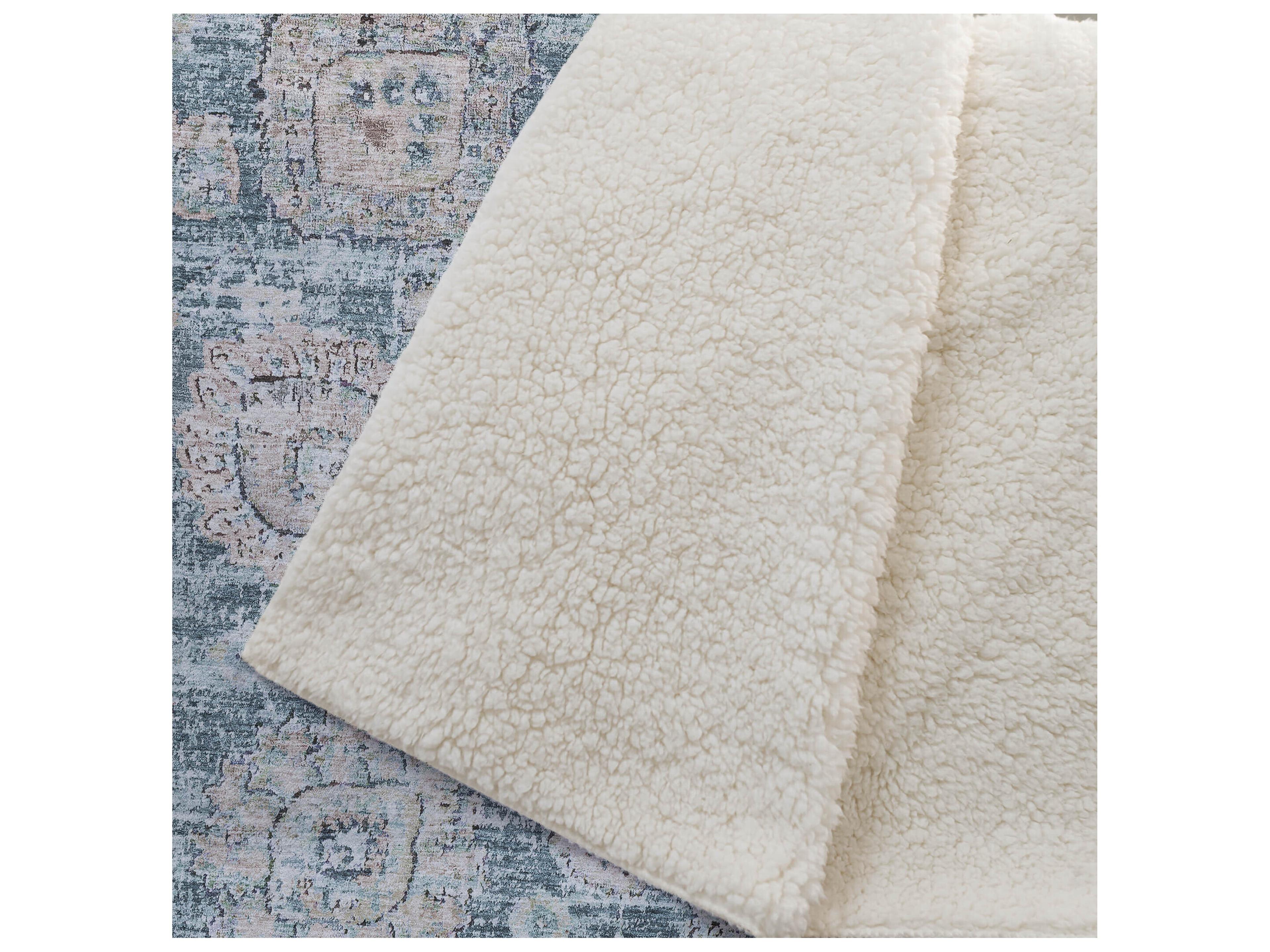 Dalyn Sherpa Teal Polyester Throw