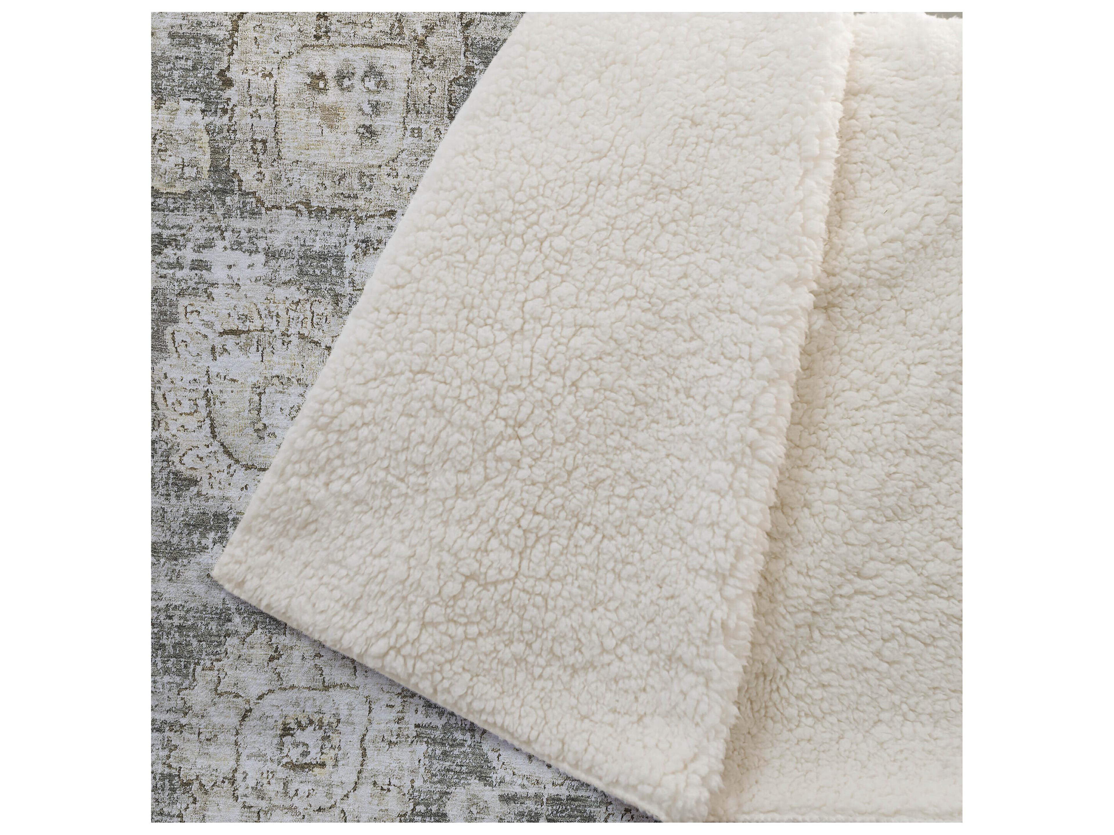 Dalyn Sherpa Brown Polyester Throw