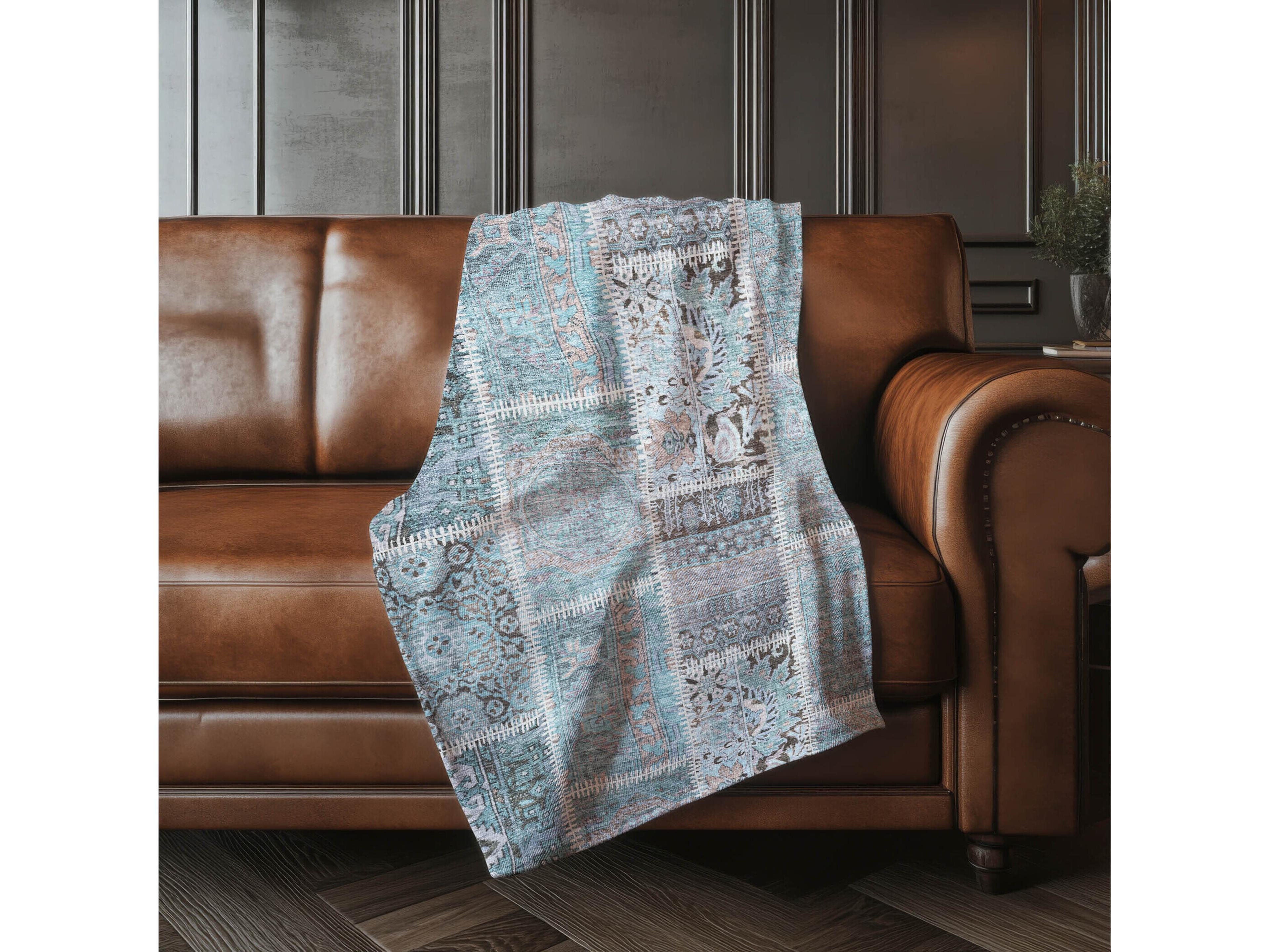 Dalyn Sherpa Teal Polyester Throw