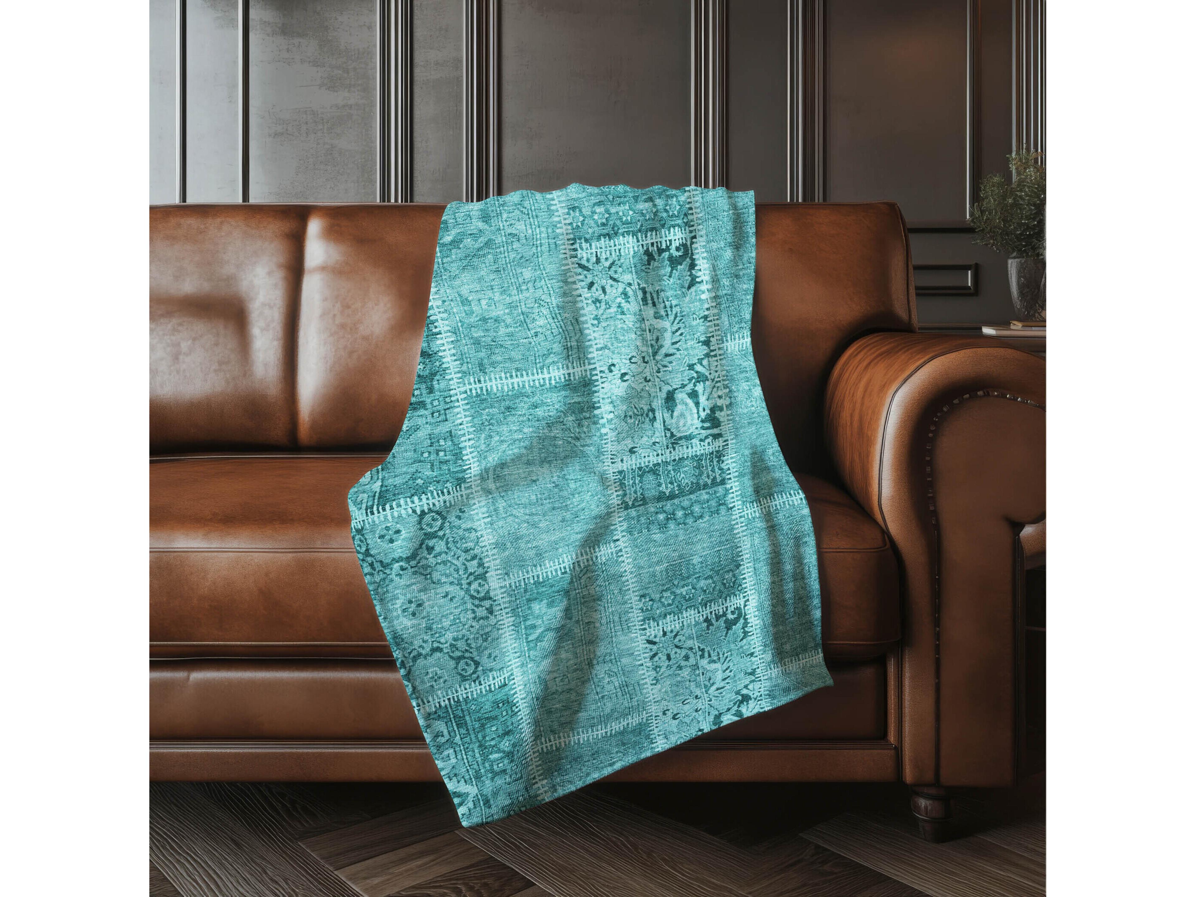 Dalyn Sherpa Teal Polyester Throw
