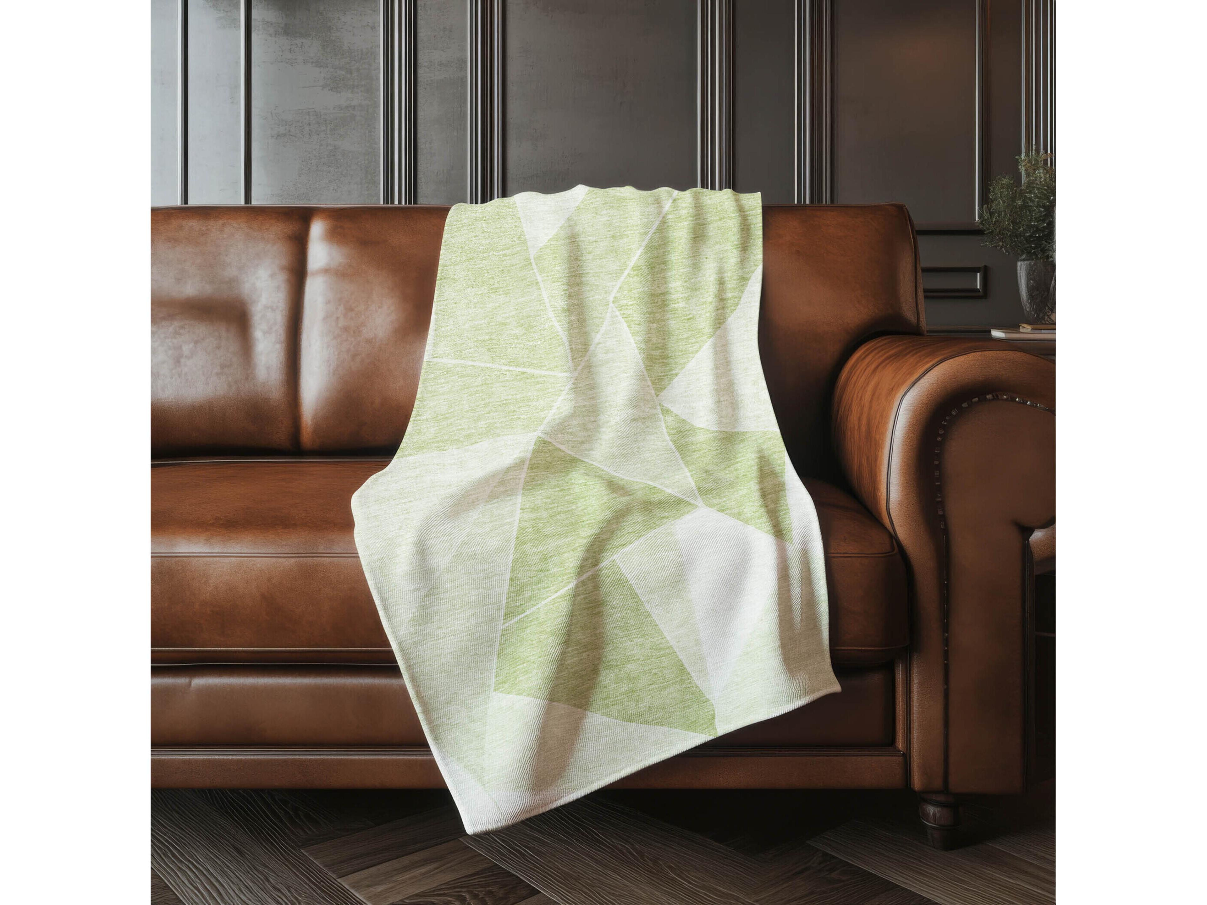 Dalyn Sherpa Green Polyester Throw