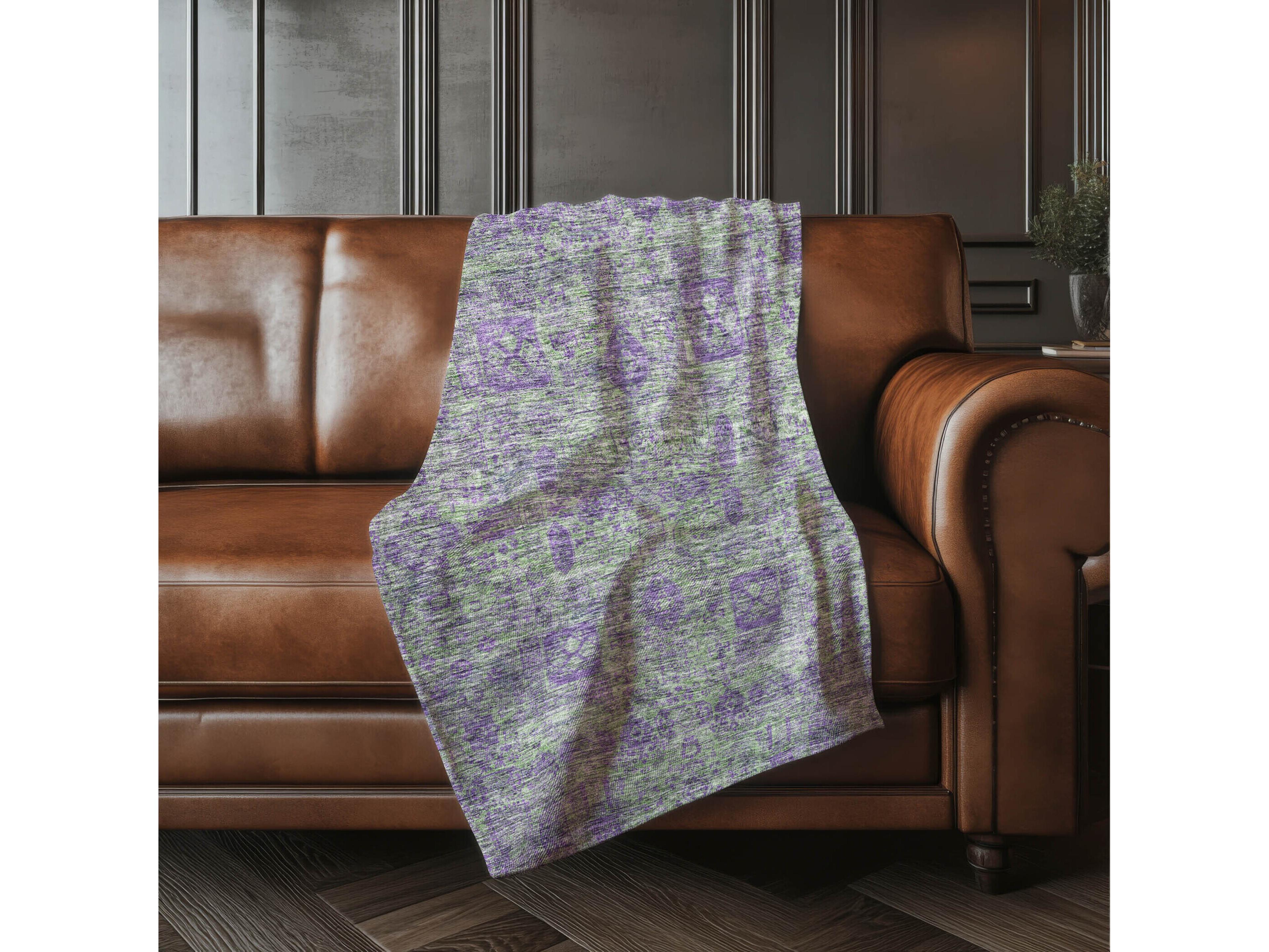 Dalyn Sherpa Green Polyester Throw