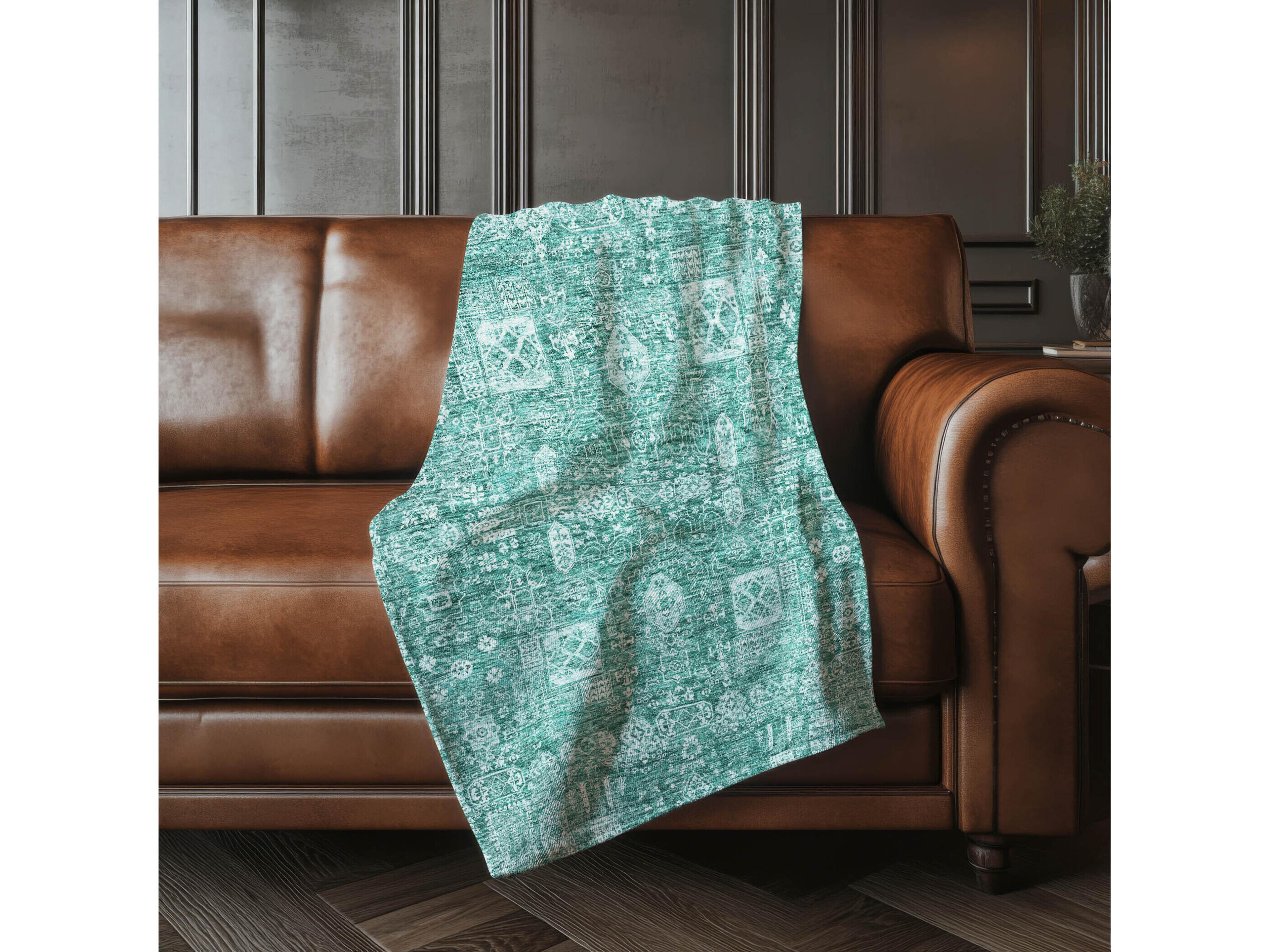 Dalyn Sherpa Teal Polyester Throw