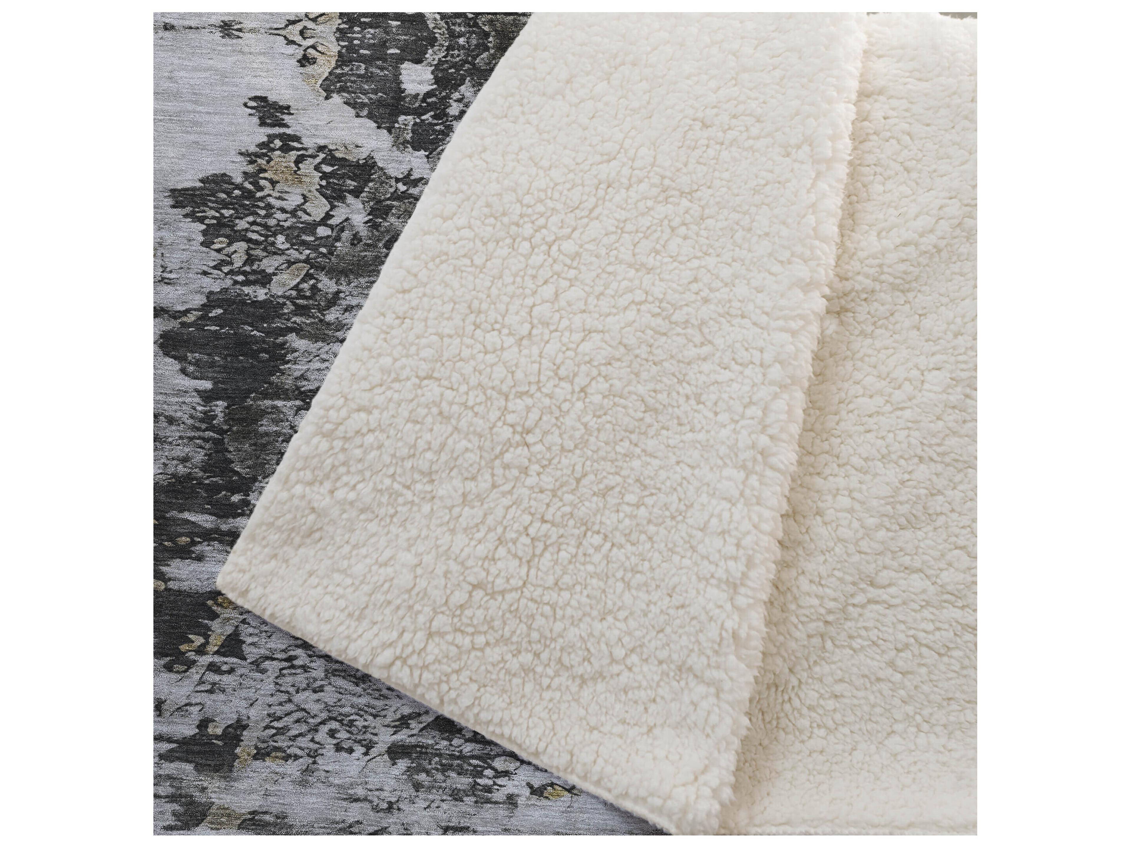 Dalyn Sherpa Brown Polyester Throw