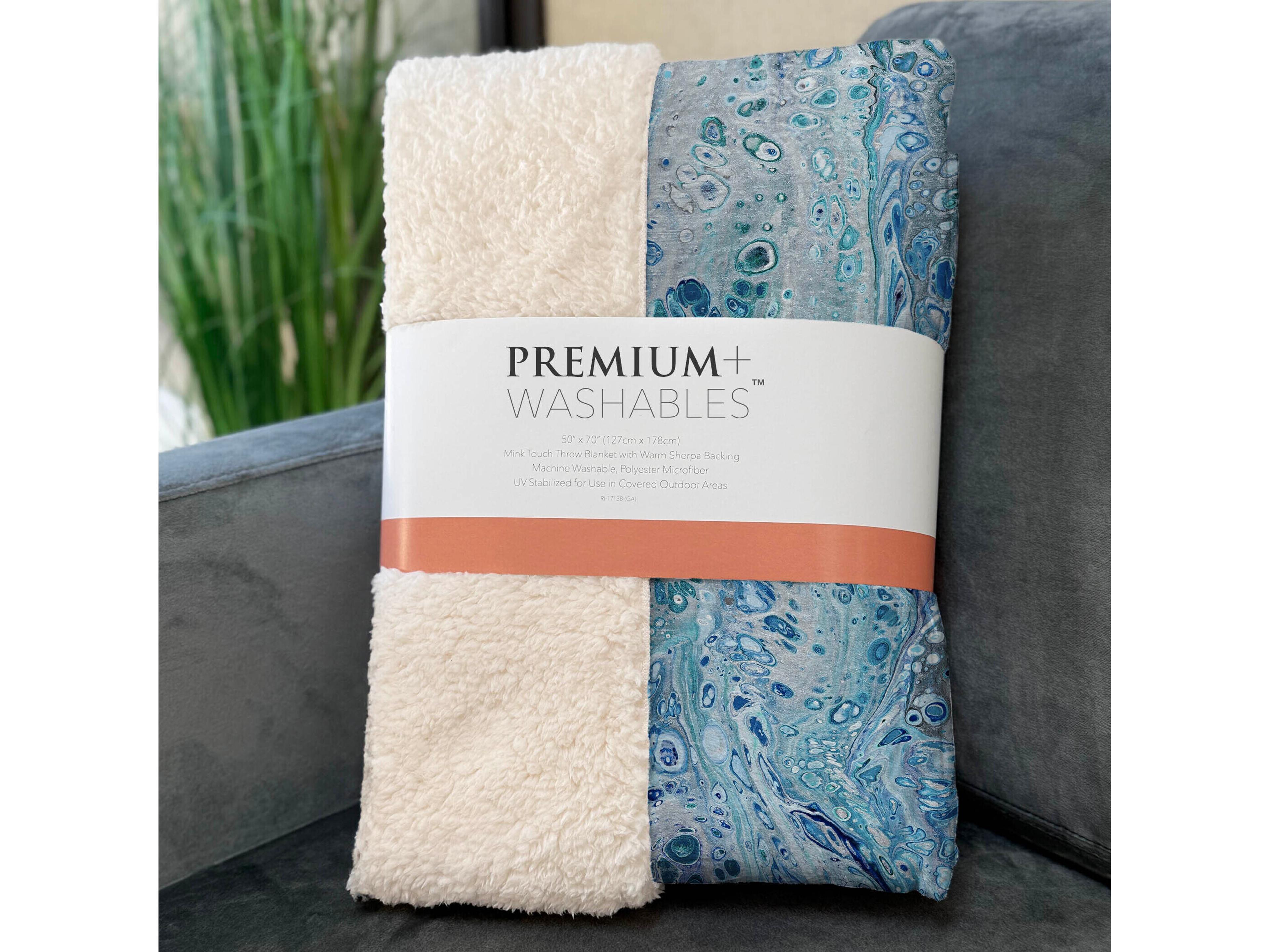 Dalyn Sherpa Blue Polyester Throw