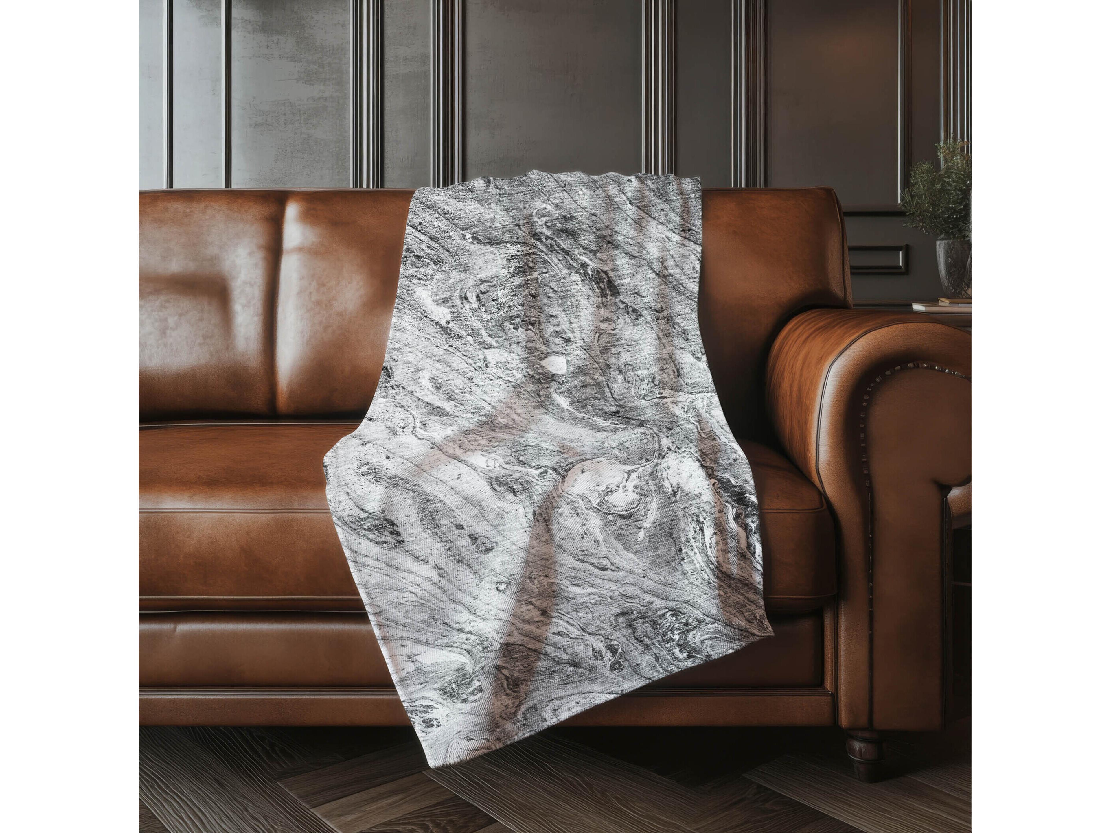 Dalyn Sherpa Gray Polyester Throw