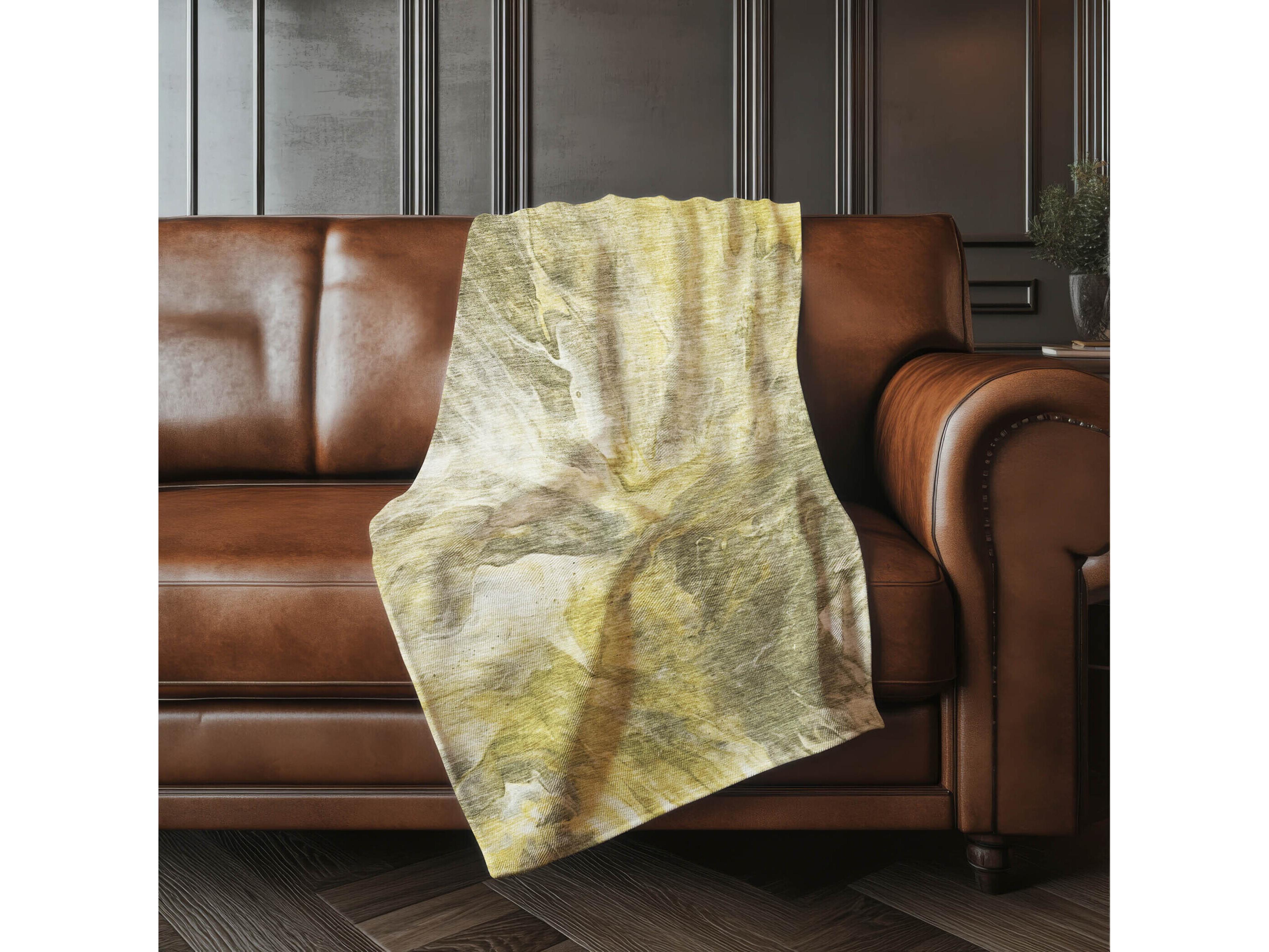 Dalyn Sherpa Brown Polyester Throw