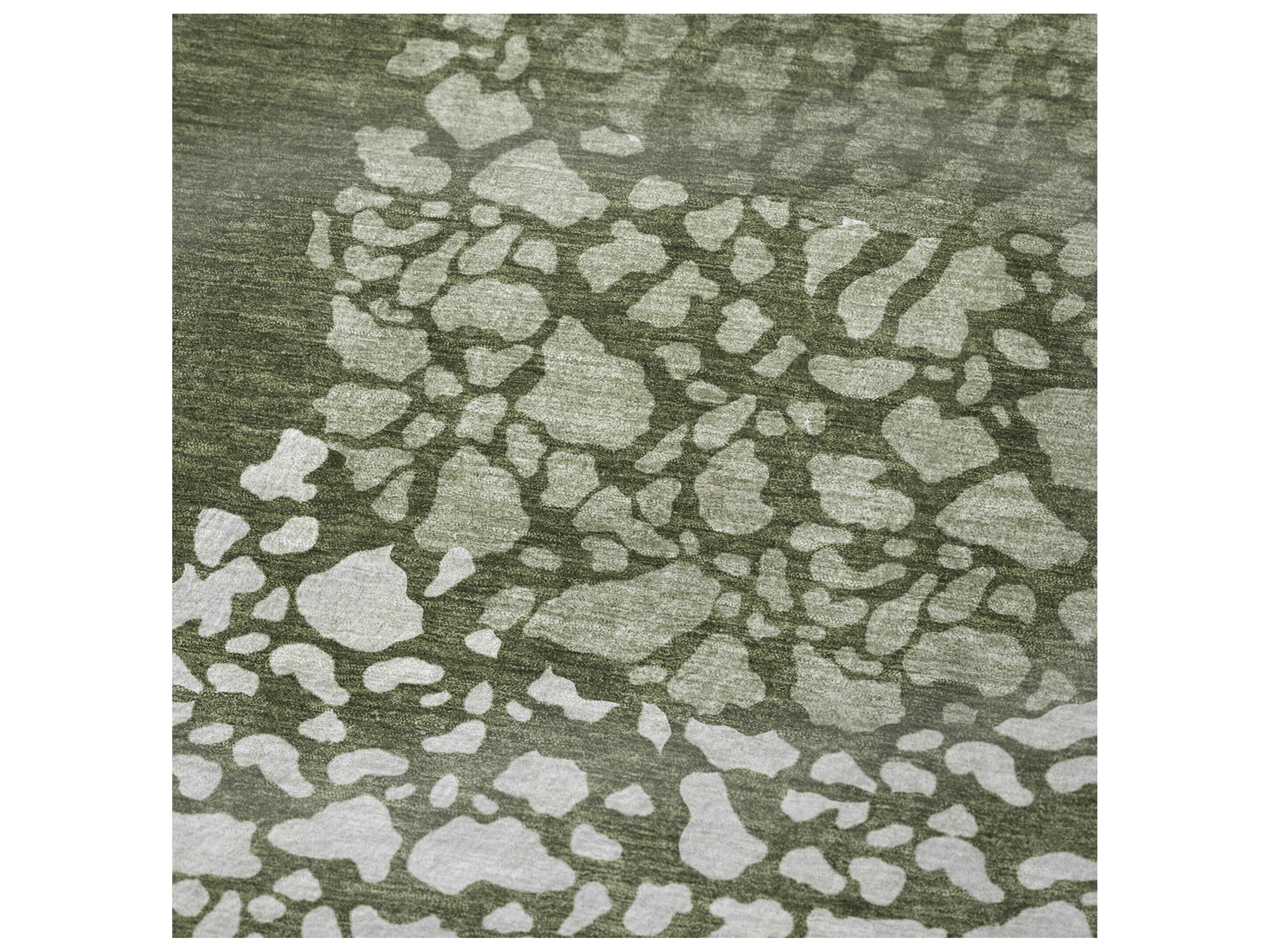 Dalyn Sherpa Green Polyester Throw