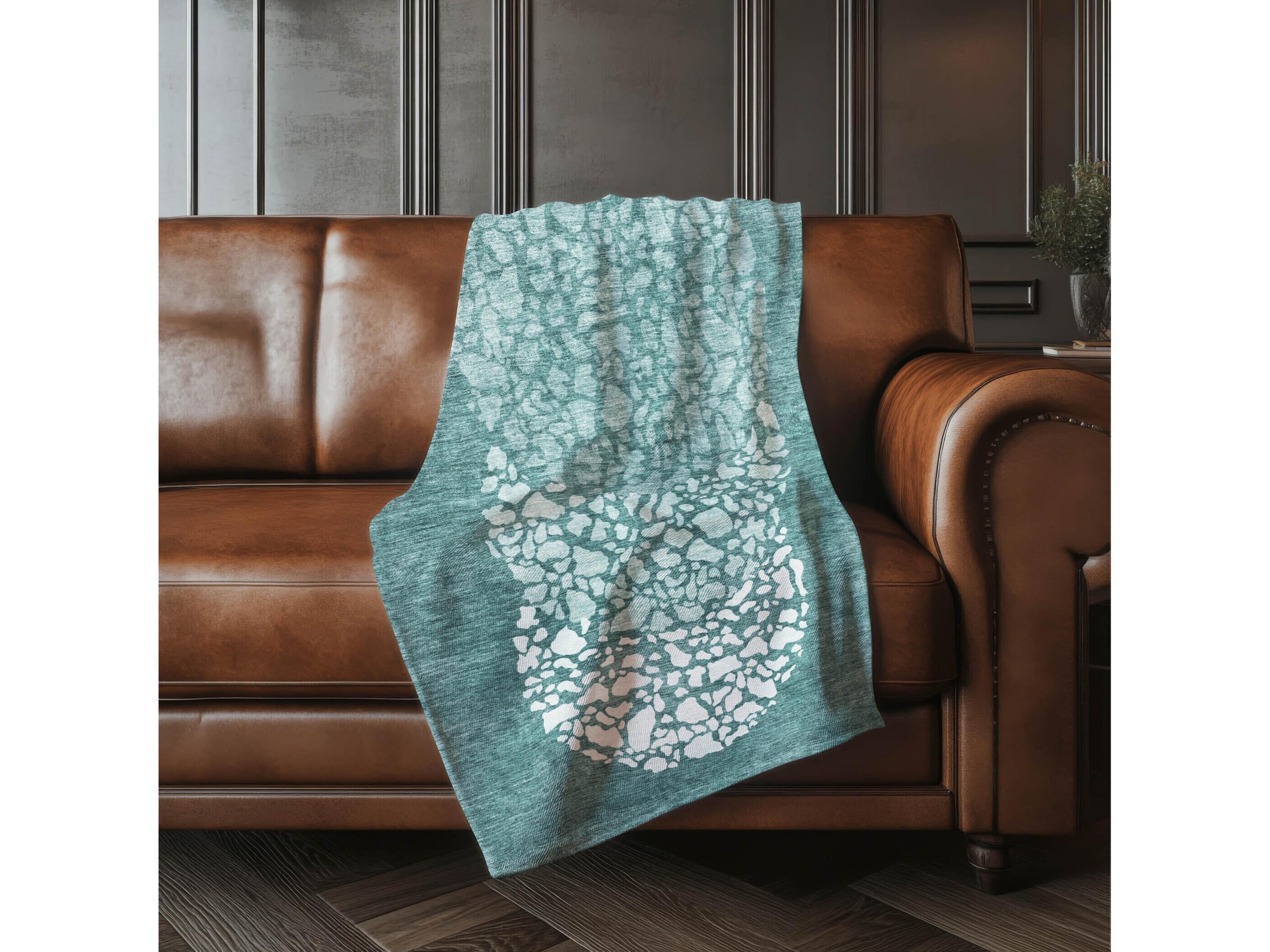 Dalyn Sherpa Teal Polyester Throw