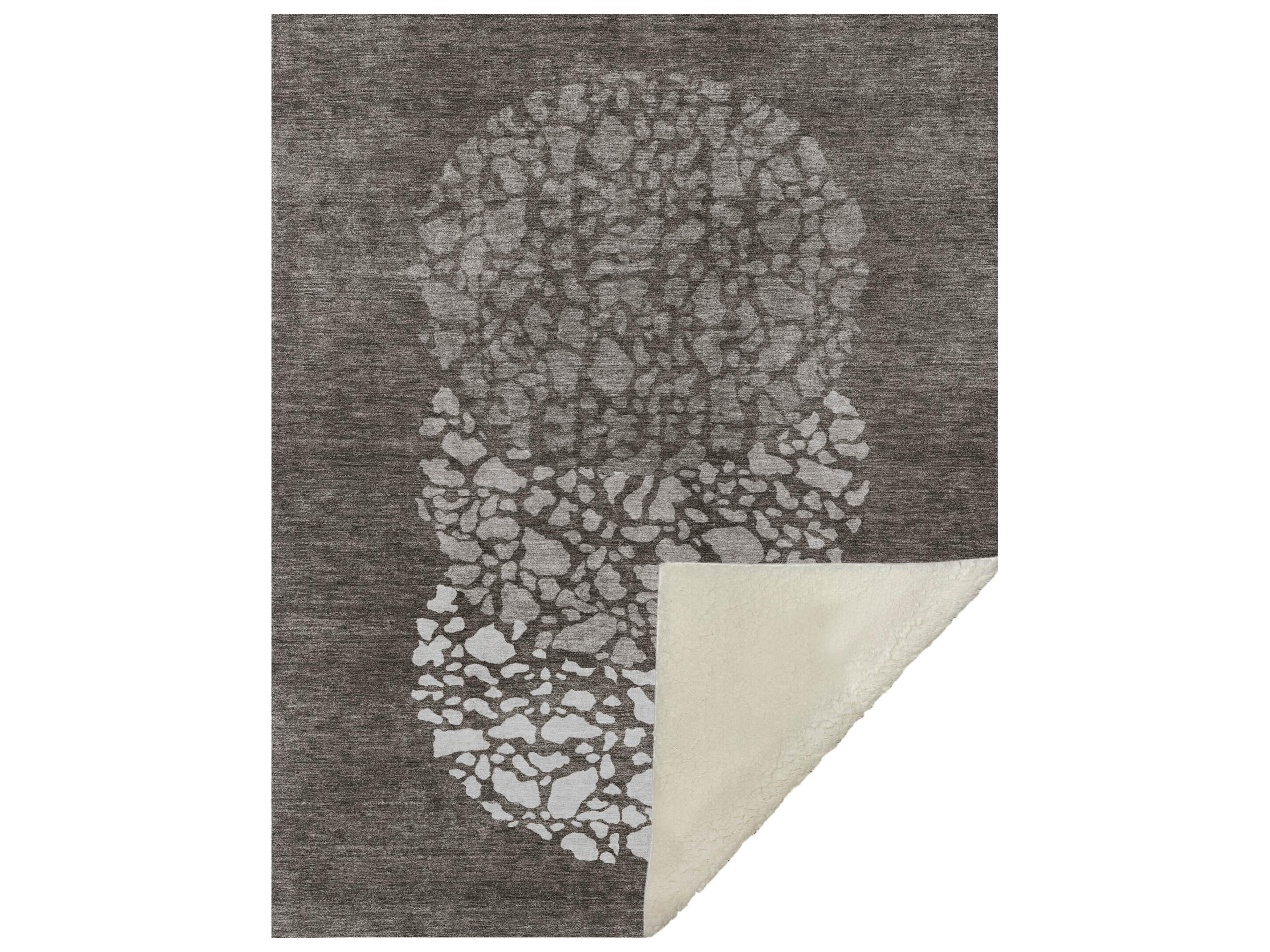 Dalyn Sherpa Brown Polyester Throw