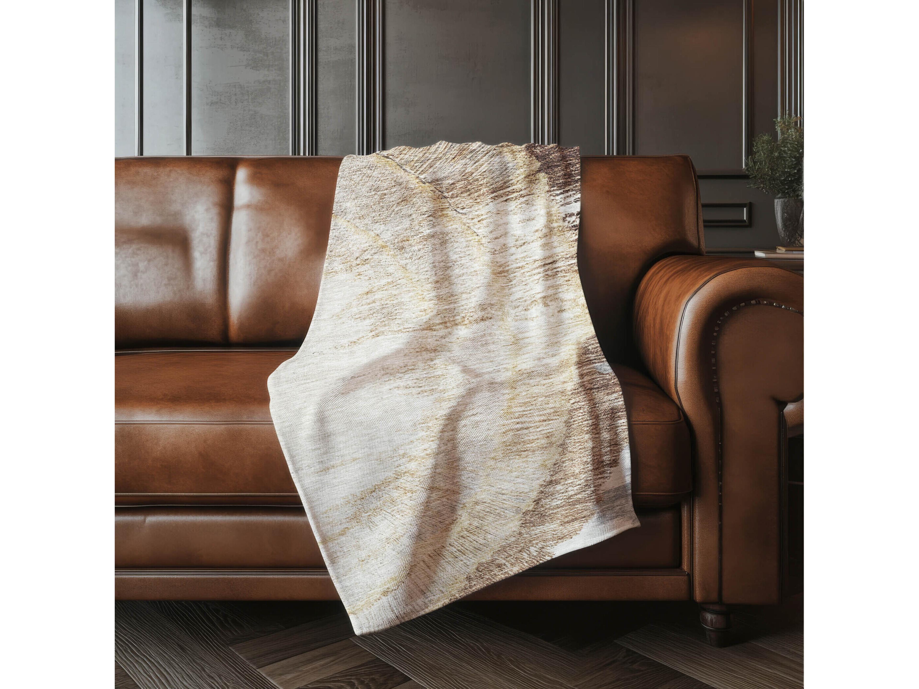 Dalyn Sherpa Brown Polyester Throw