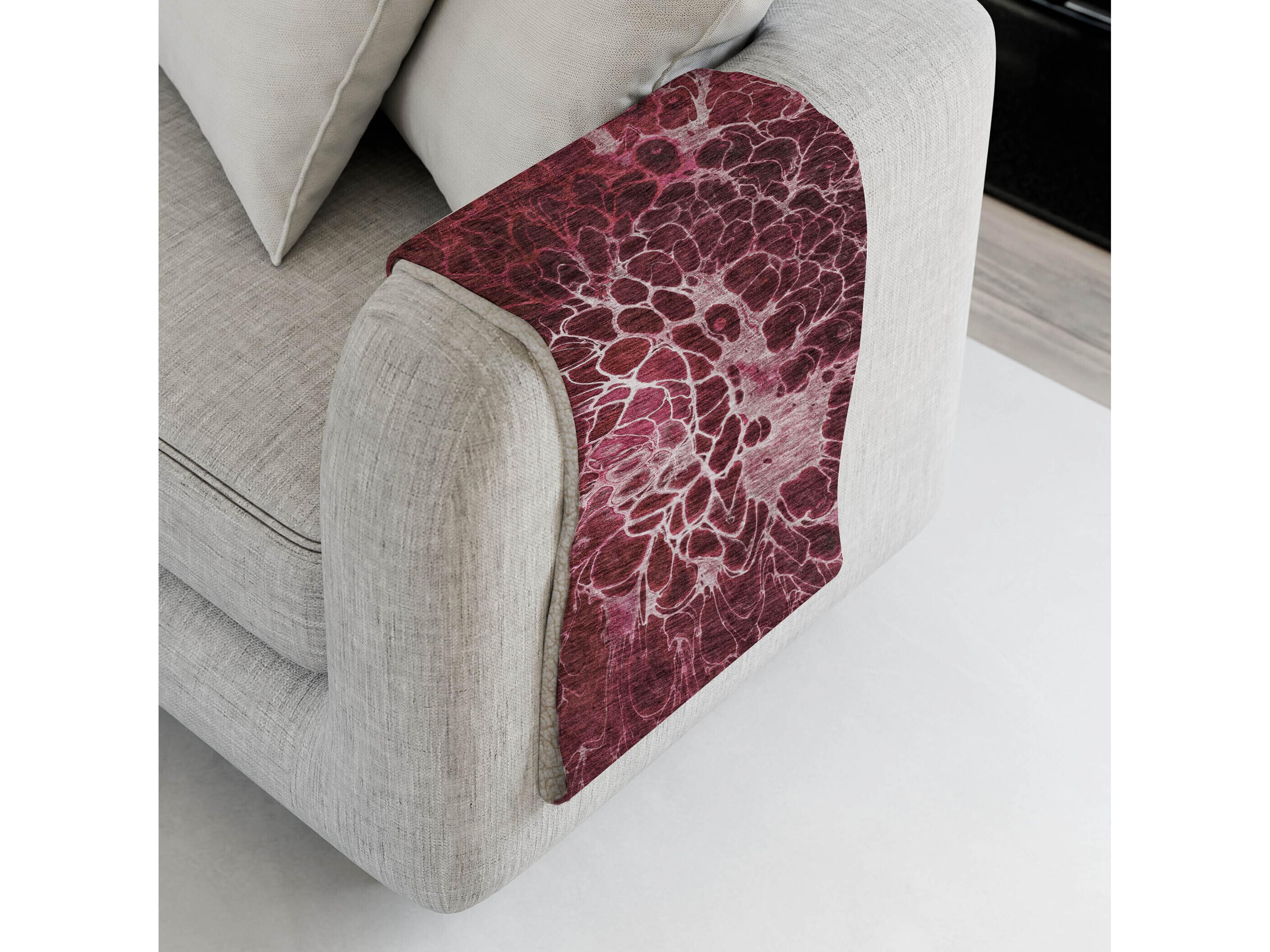 Dalyn Sherpa Red Polyester Throw