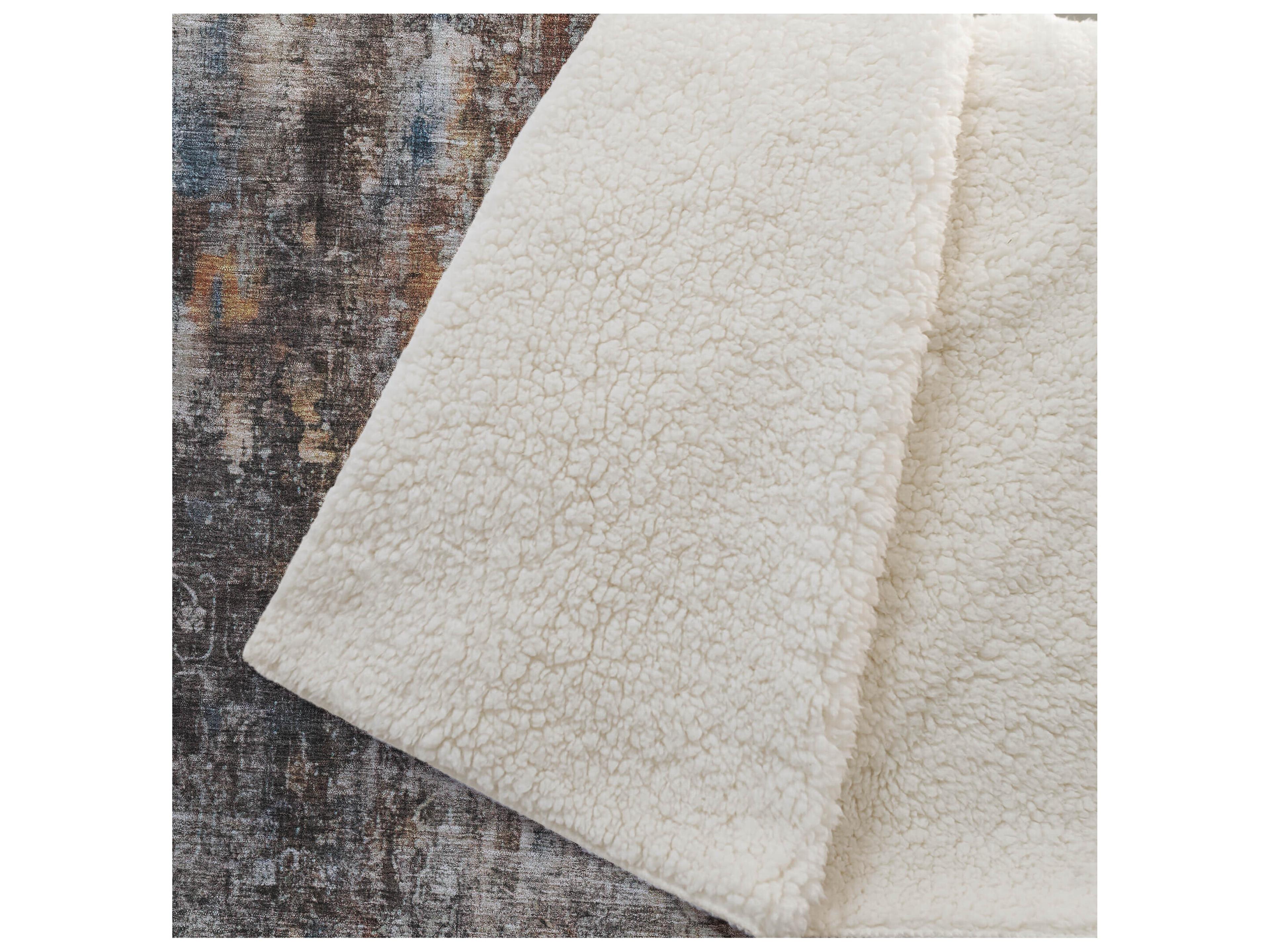 Dalyn Sherpa Brown Polyester Throw