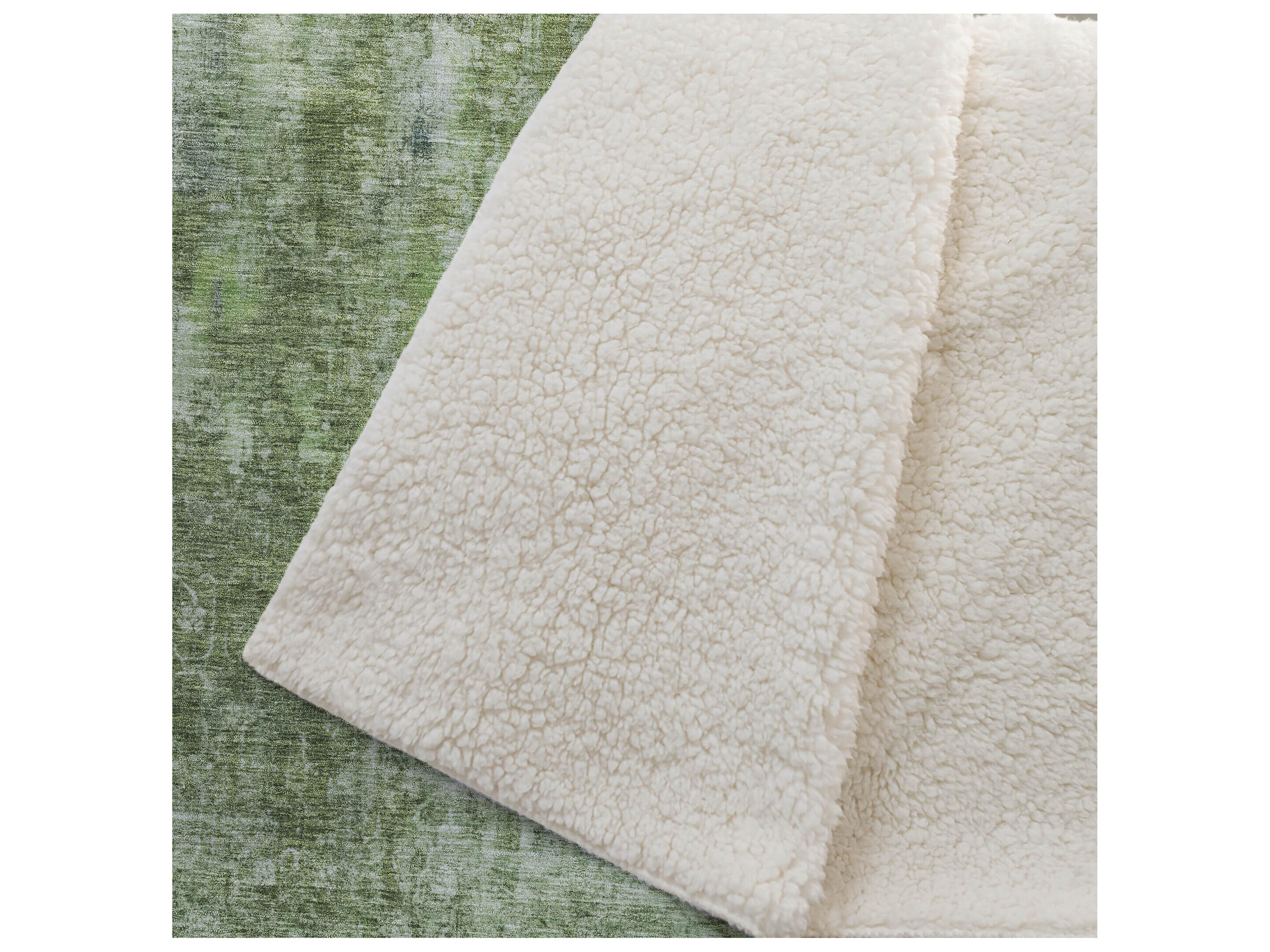 Dalyn Sherpa Green Polyester Throw