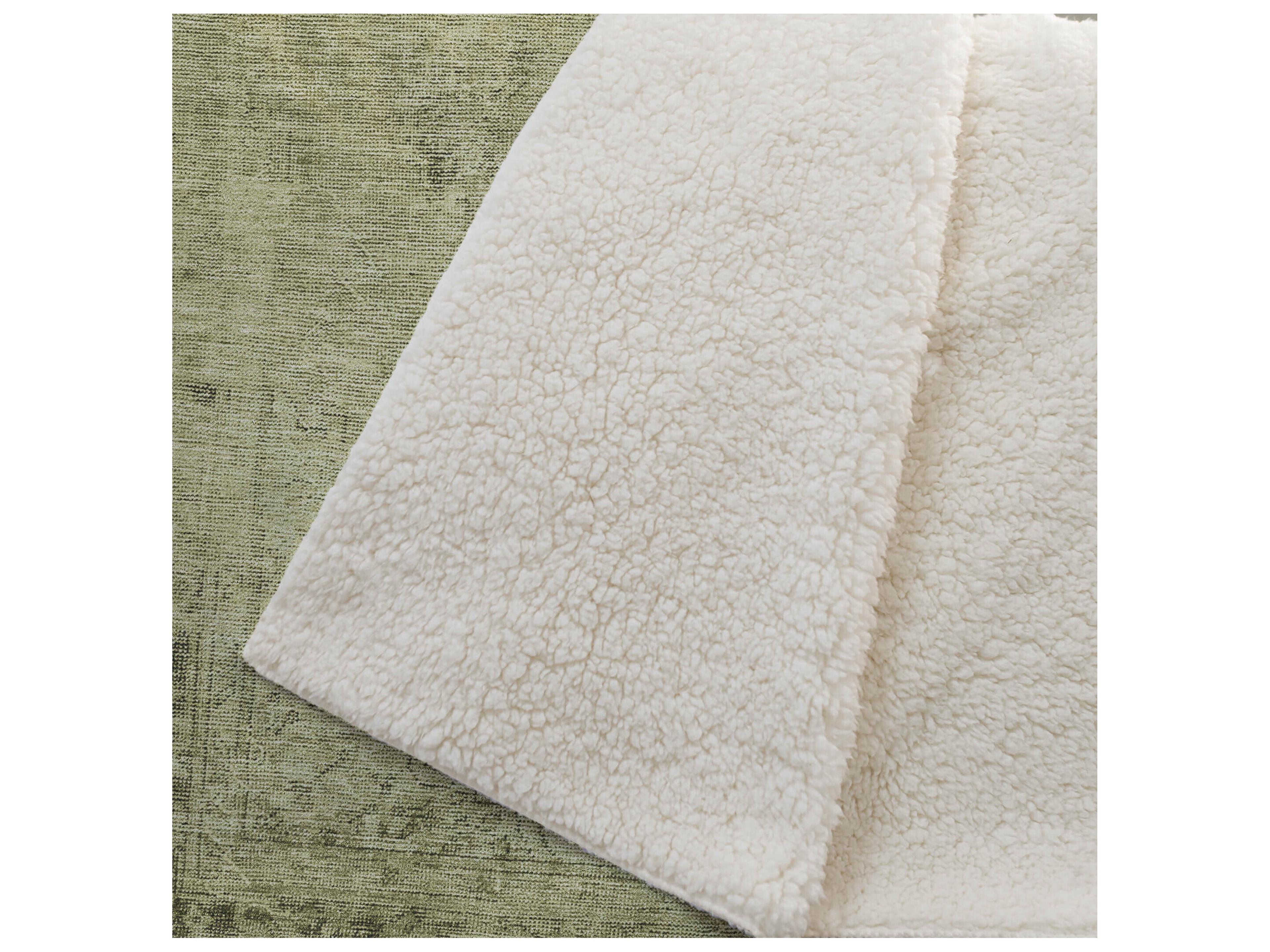 Dalyn Sherpa Brown Polyester Throw