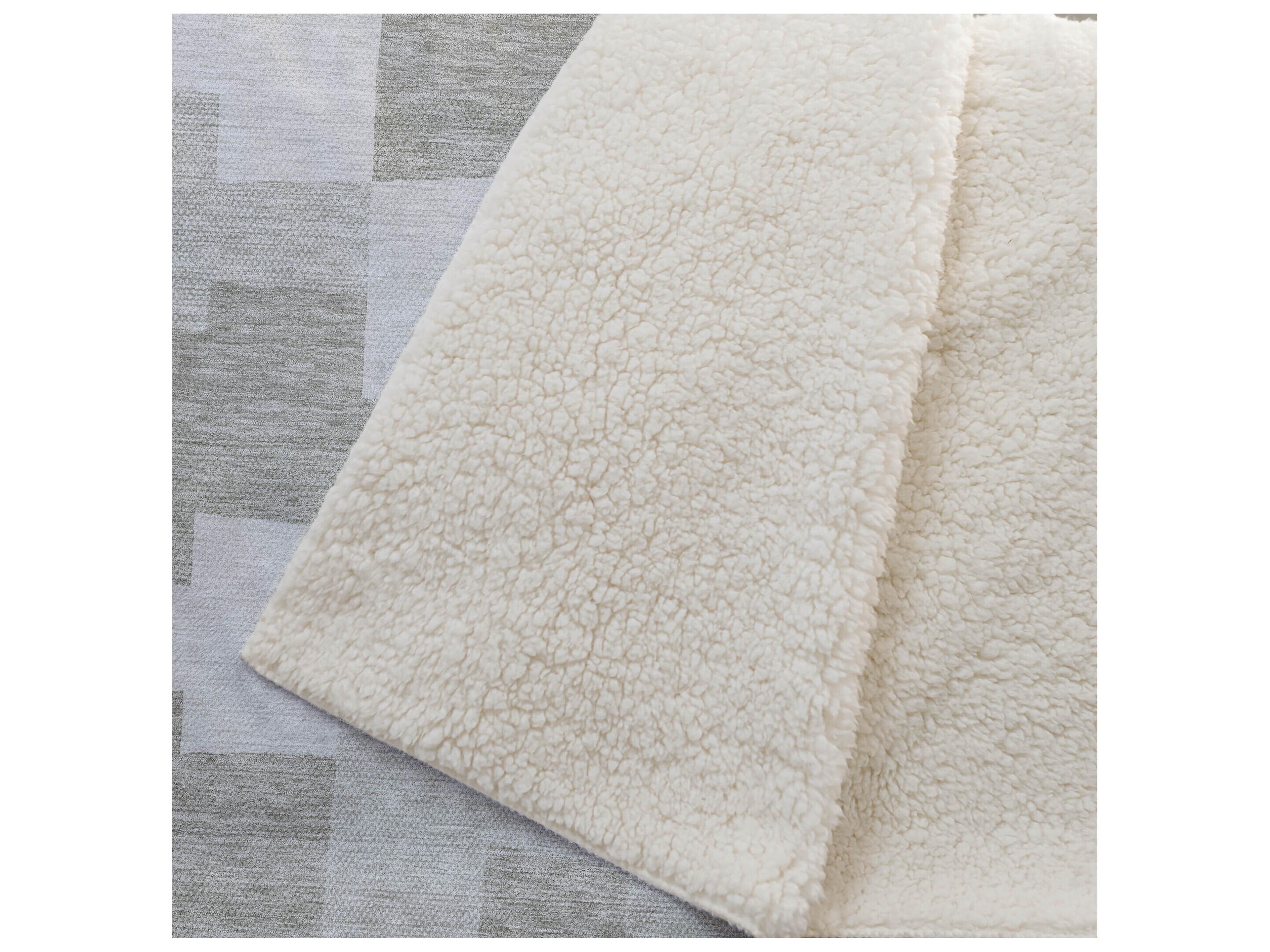 Dalyn Sherpa Brown Polyester Throw