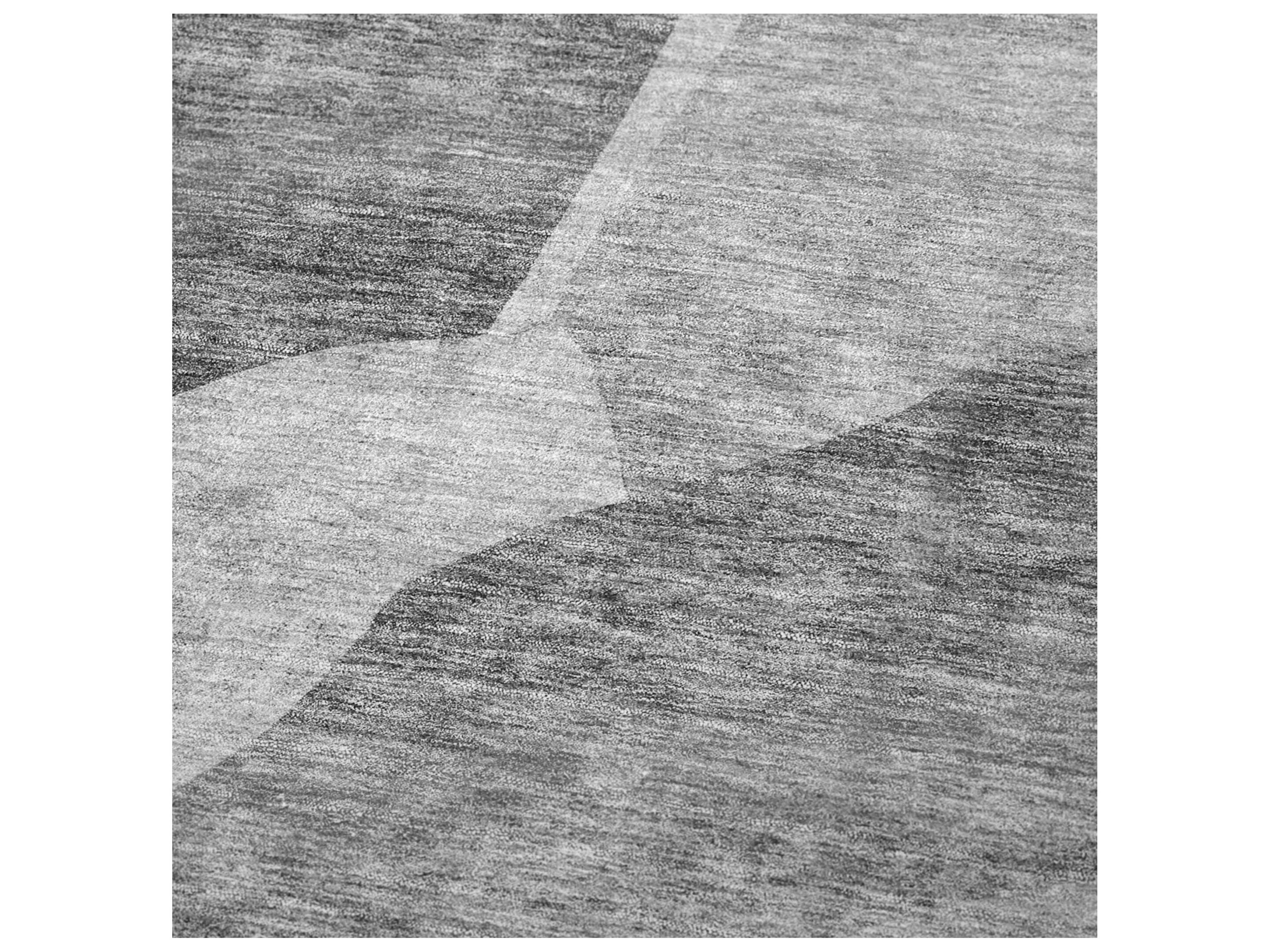 Dalyn Sherpa Gray Polyester Throw