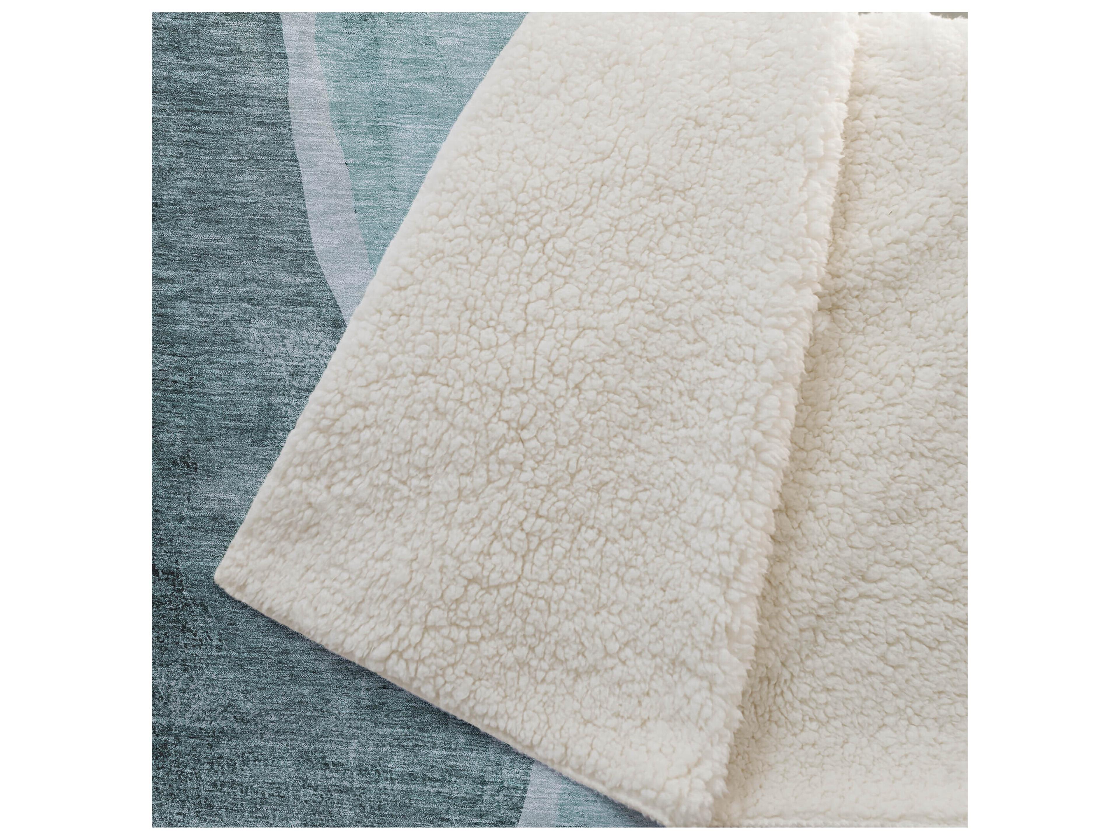 Dalyn Sherpa Teal Polyester Throw