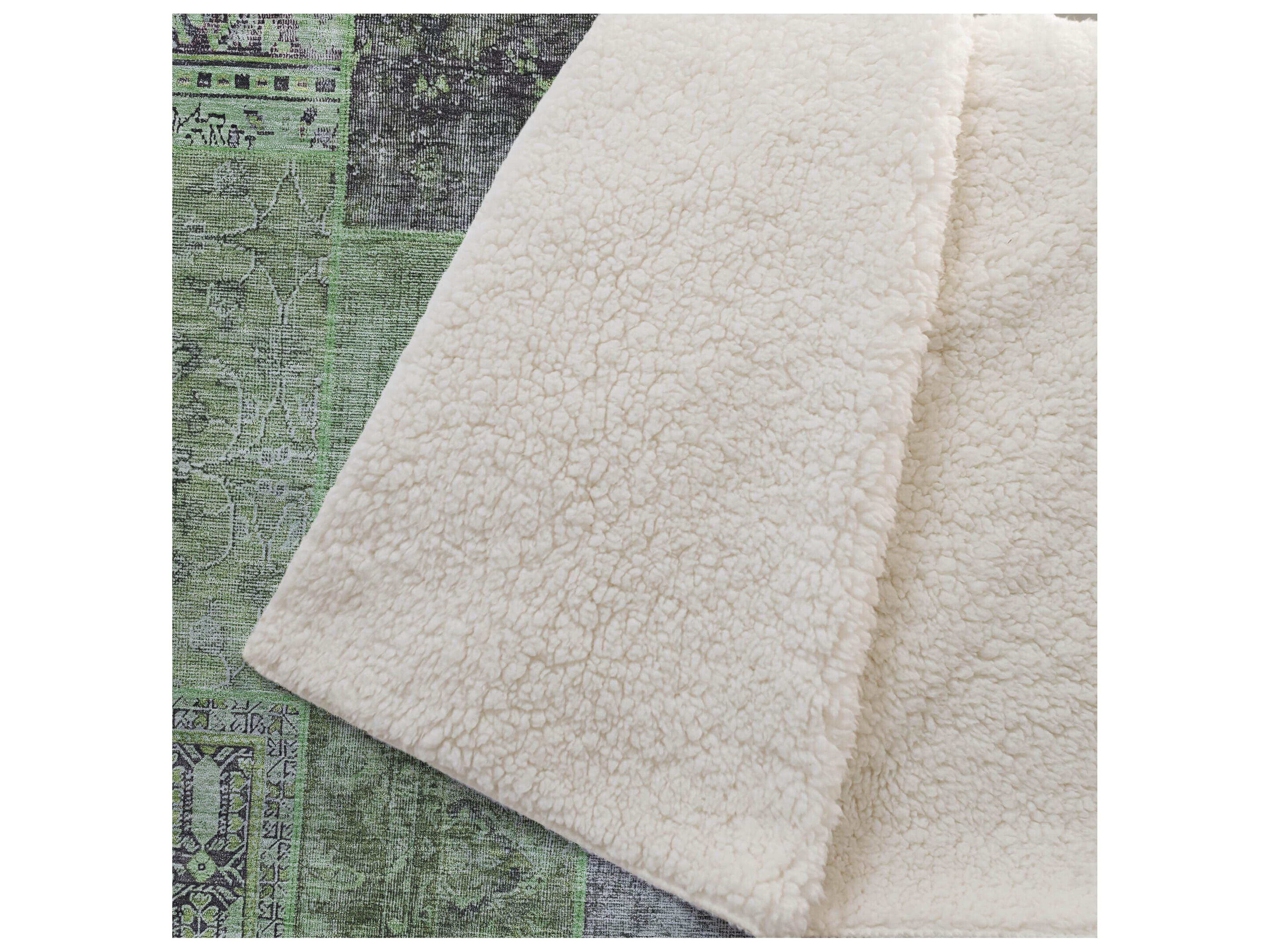 Dalyn Sherpa Green Polyester Throw