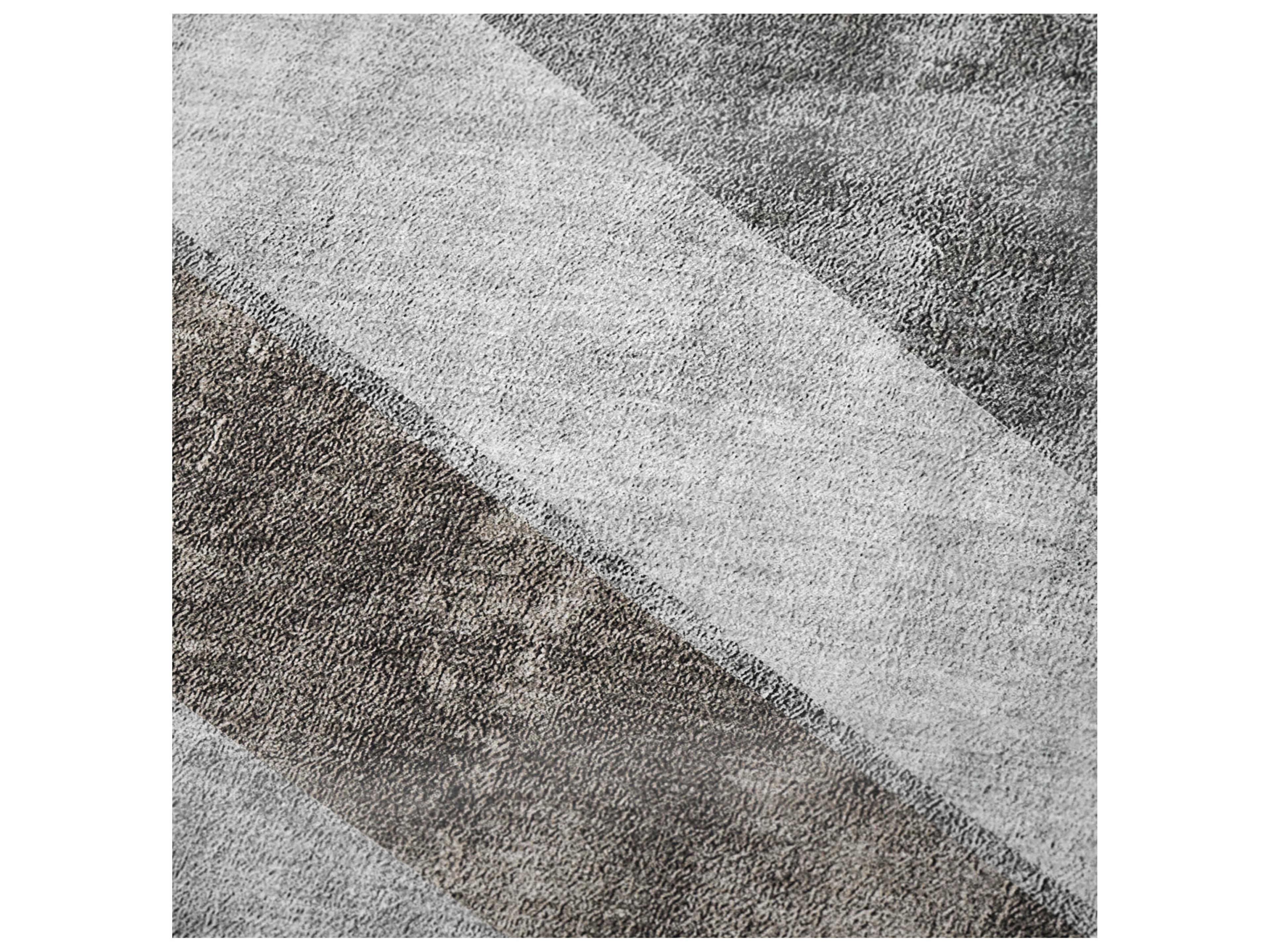 Dalyn Sherpa Gray Polyester Throw