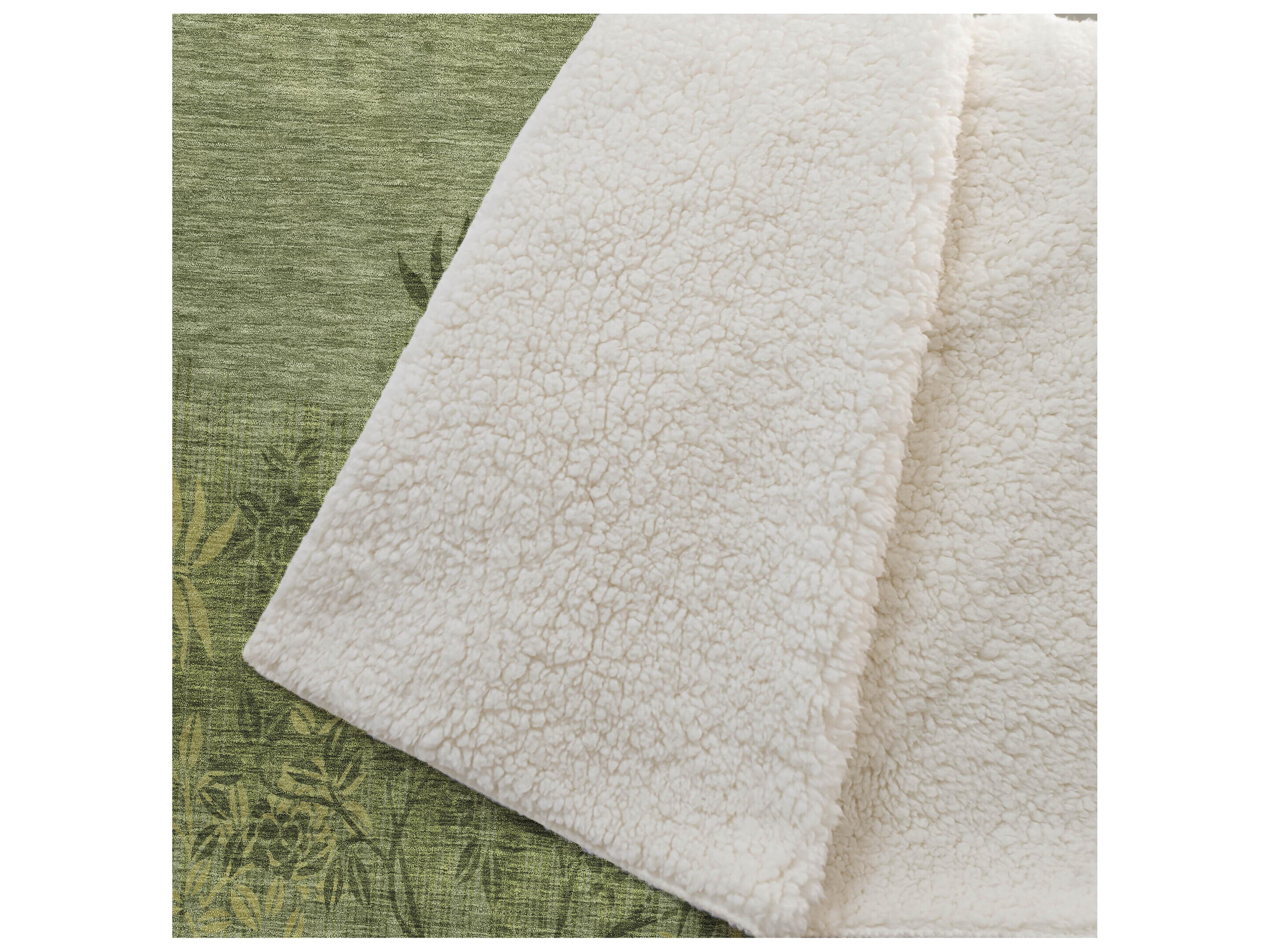 Dalyn Sherpa Green Polyester Throw