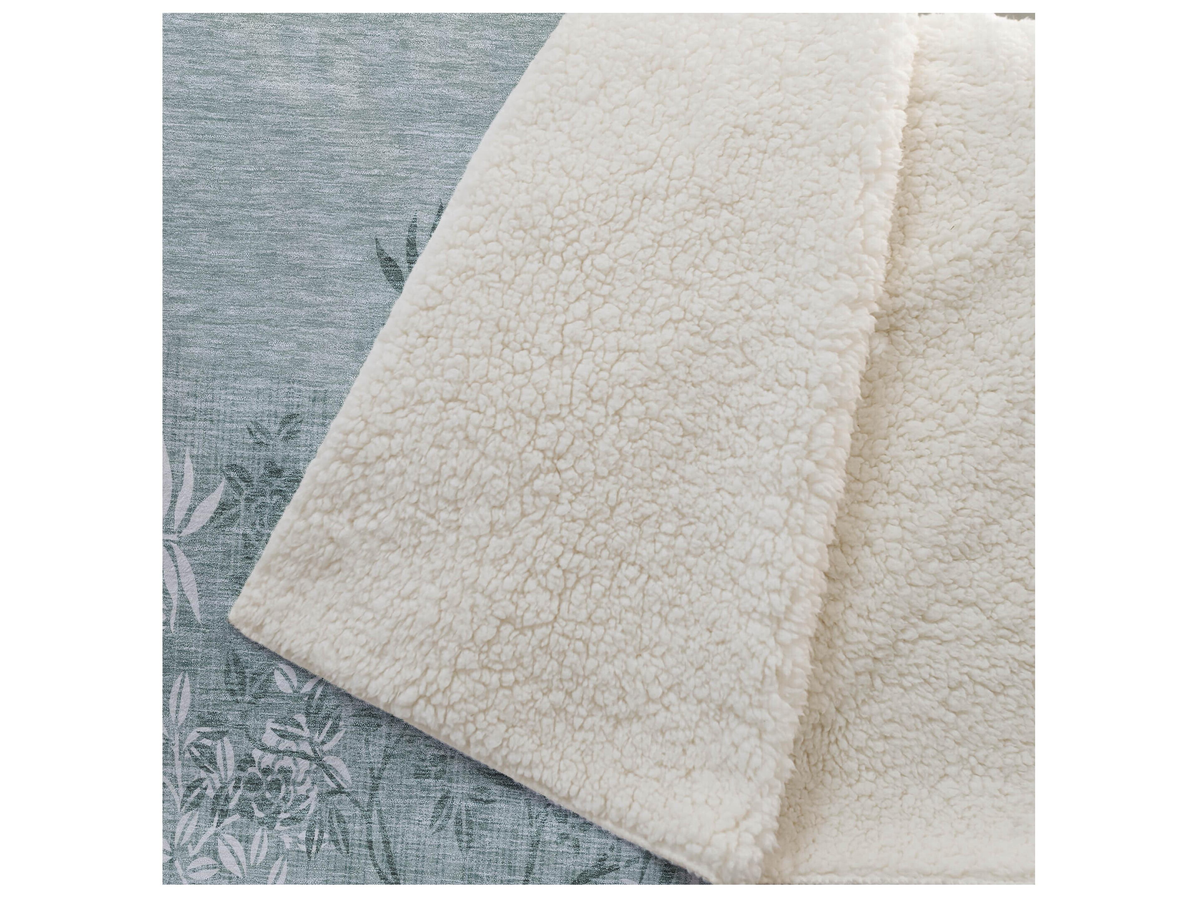 Dalyn Sherpa Green Polyester Throw