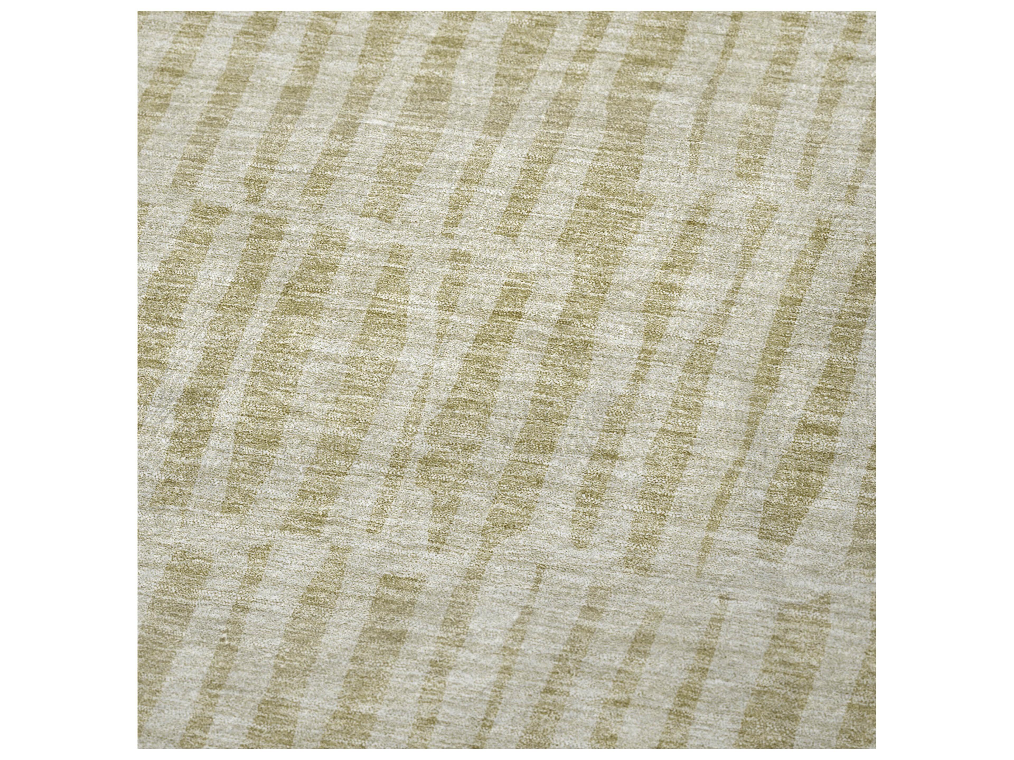 Dalyn Sherpa Brown Polyester Throw