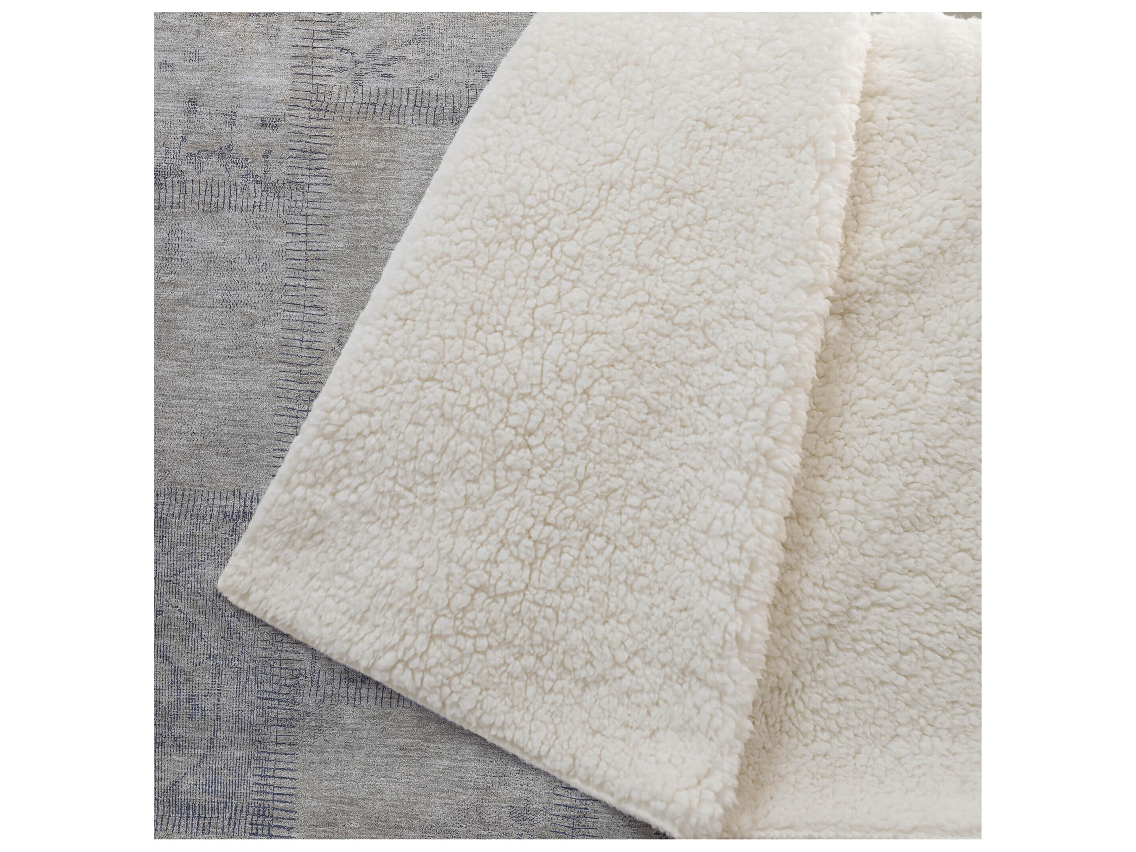 Dalyn Sherpa Brown Polyester Throw