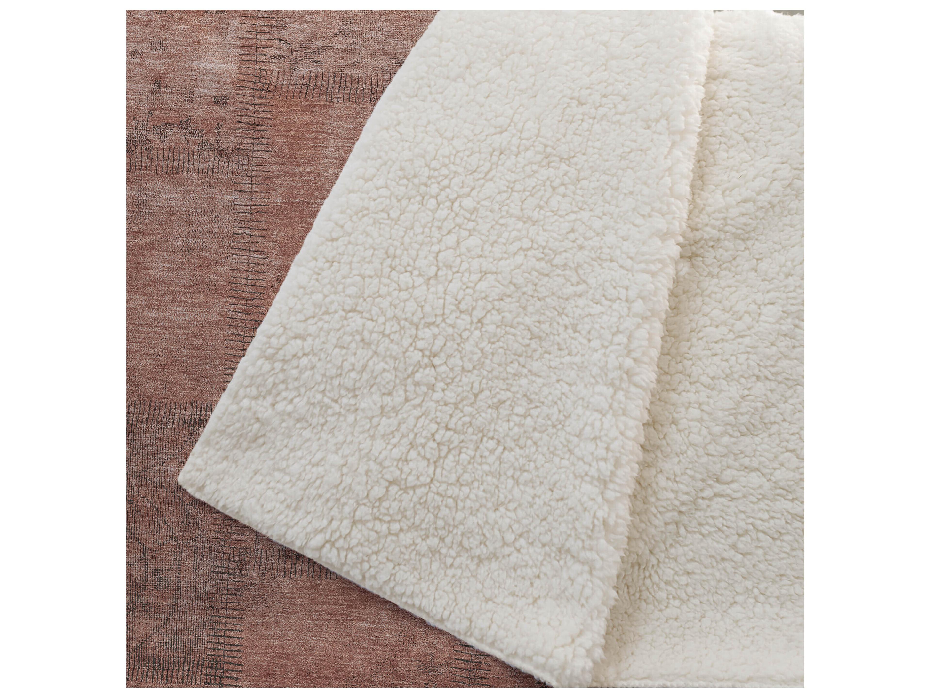 Dalyn Sherpa Orange Polyester Throw