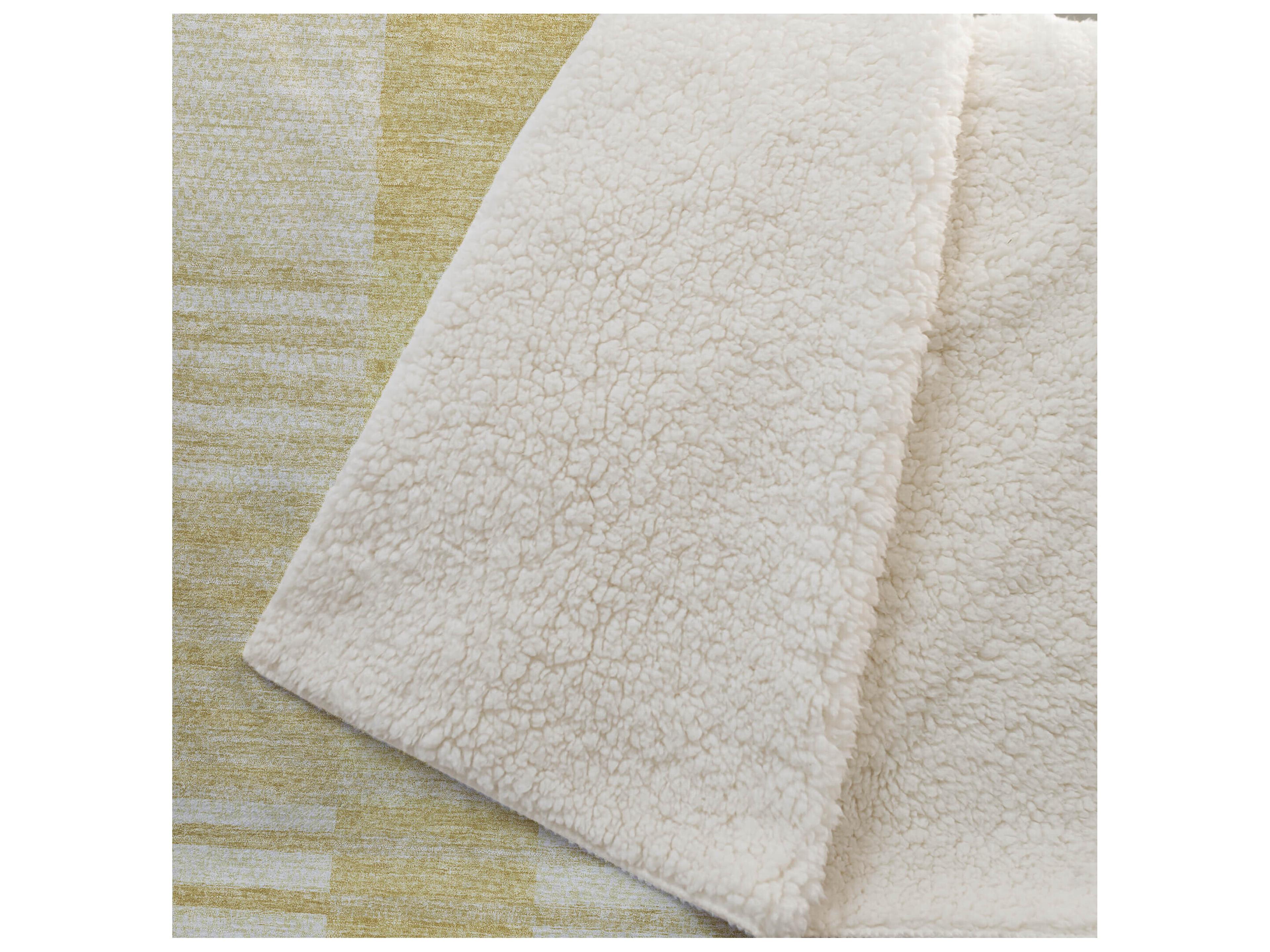 Dalyn Sherpa Gold Polyester Throw