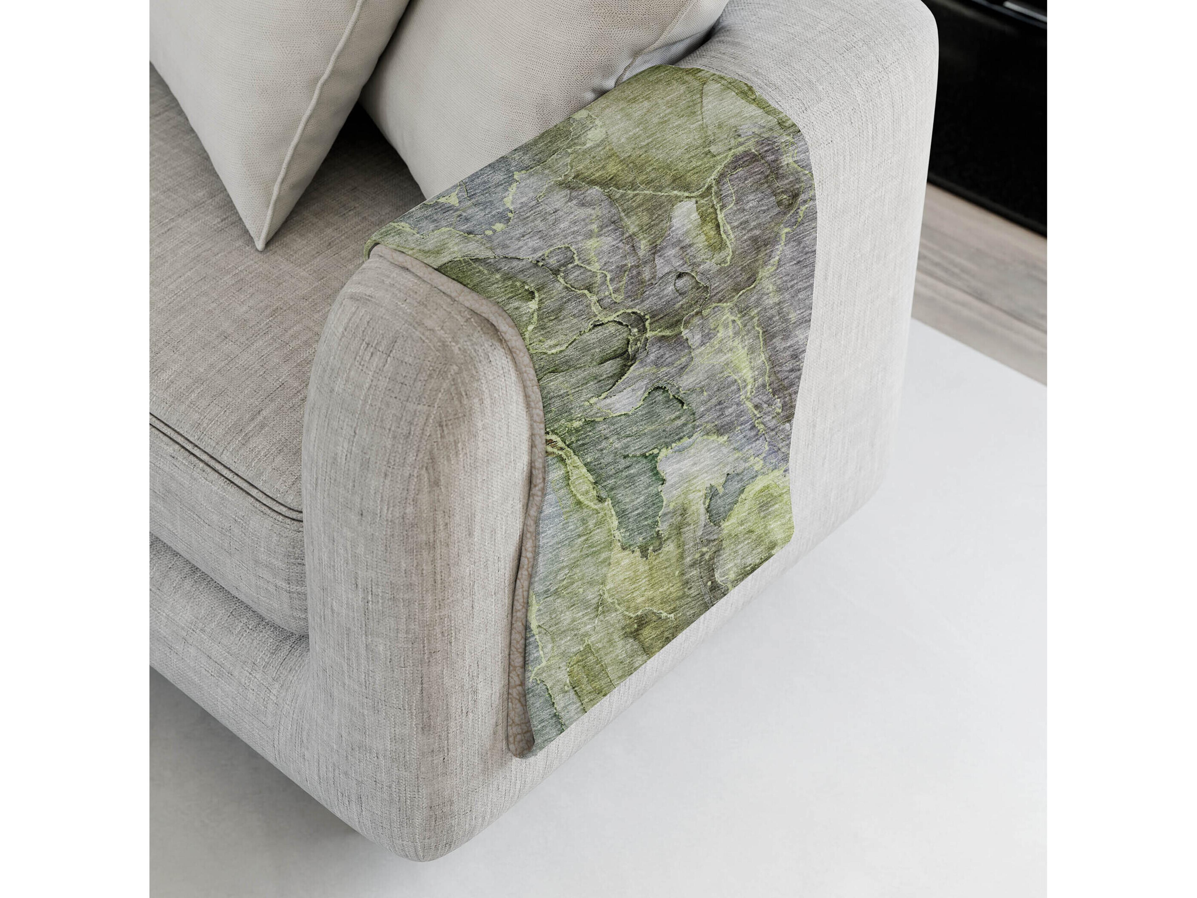 Dalyn Sherpa Green Polyester Throw