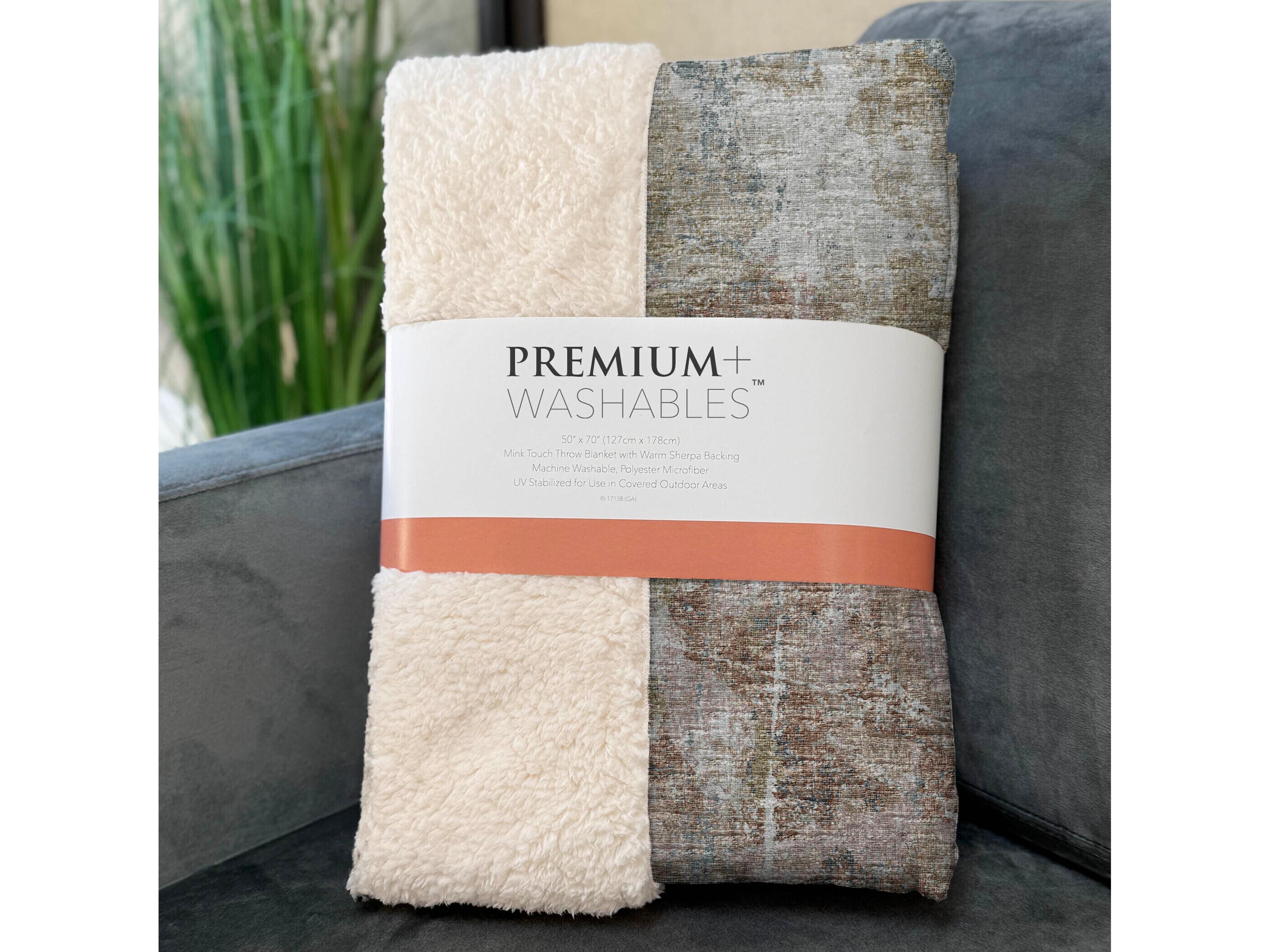 Dalyn Sherpa Blue Polyester Throw