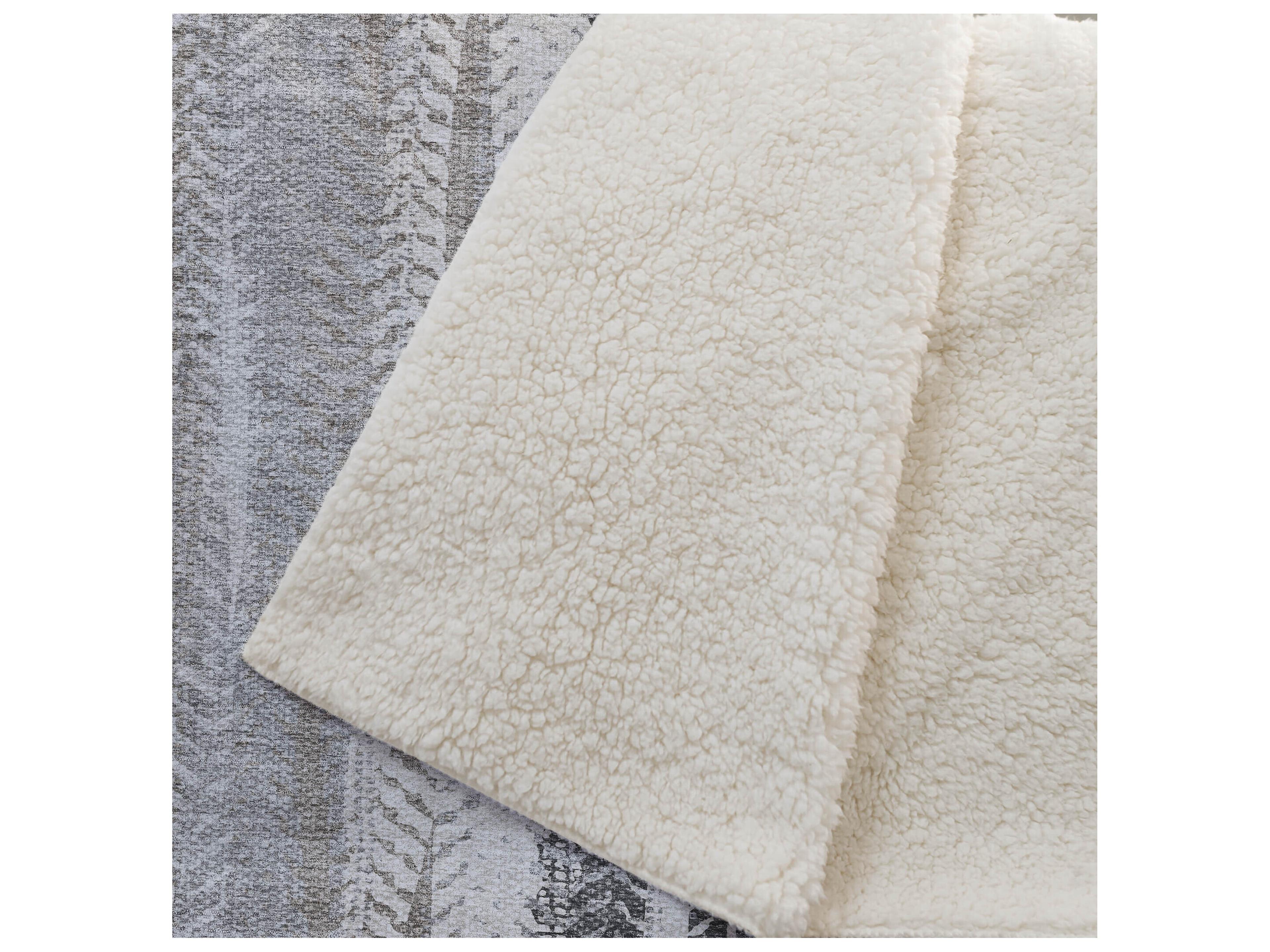 Dalyn Sherpa Brown Polyester Throw