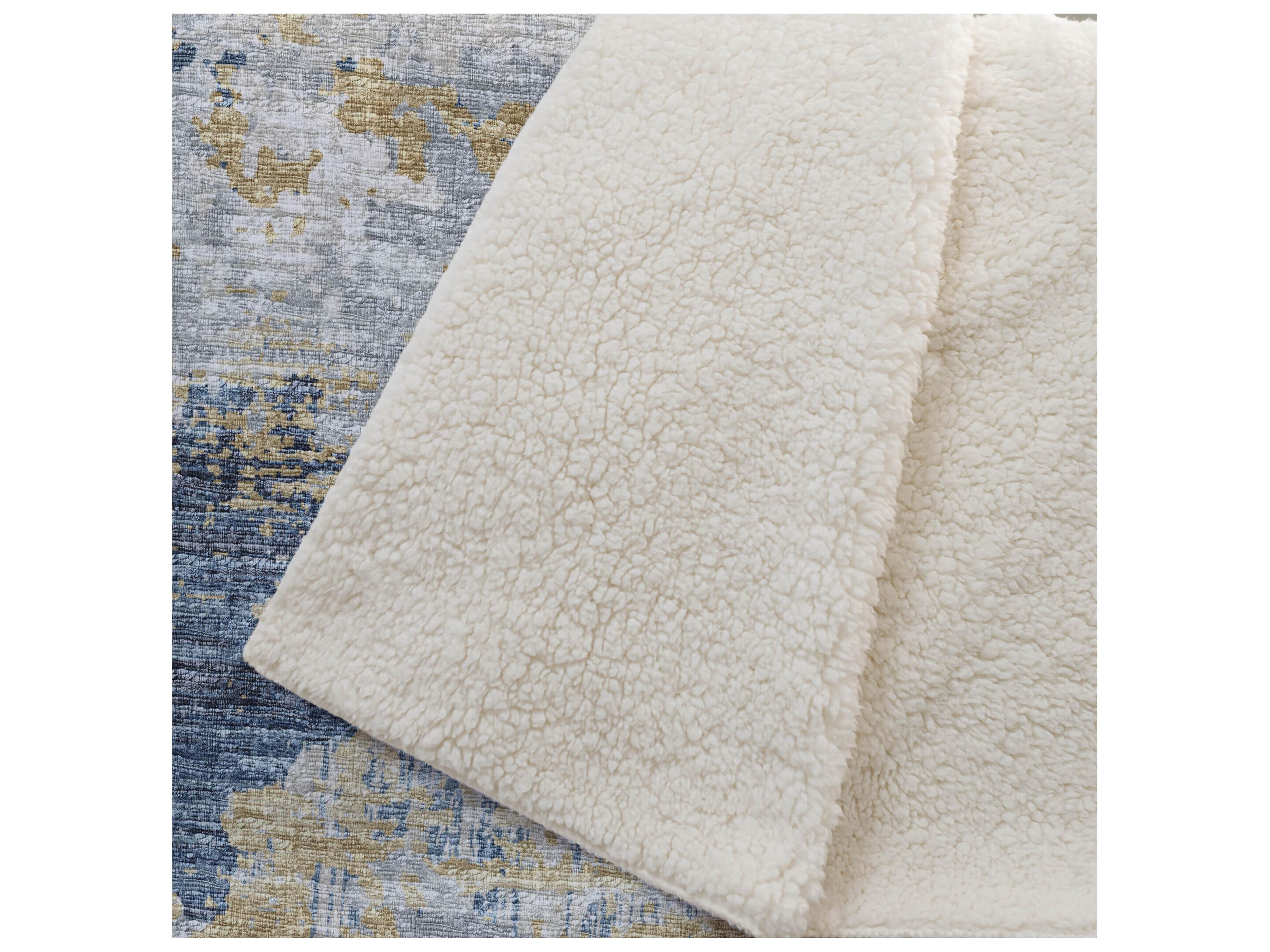 Dalyn Sherpa Navy Polyester Throw