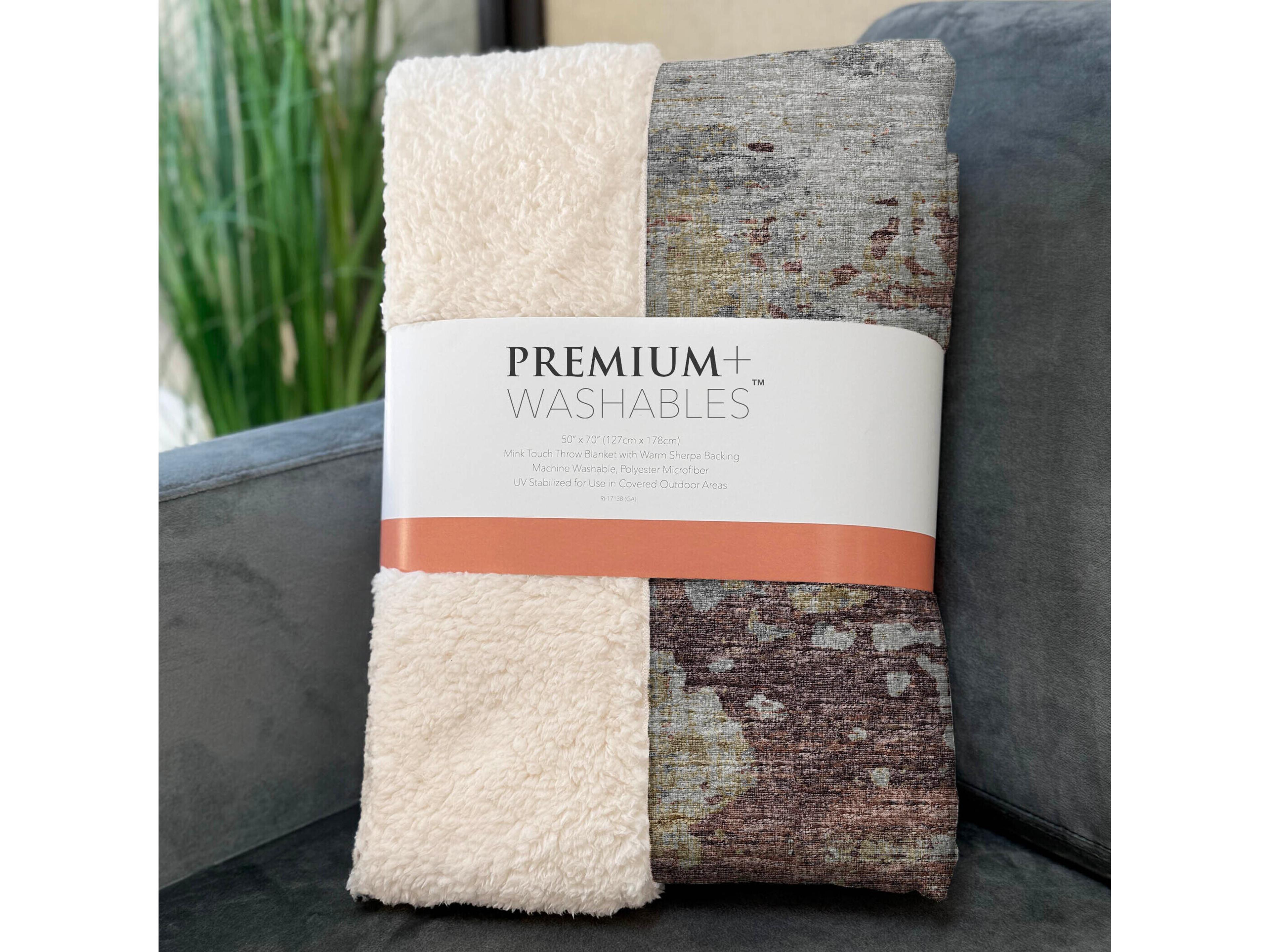 Dalyn Sherpa Multi Polyester Throw