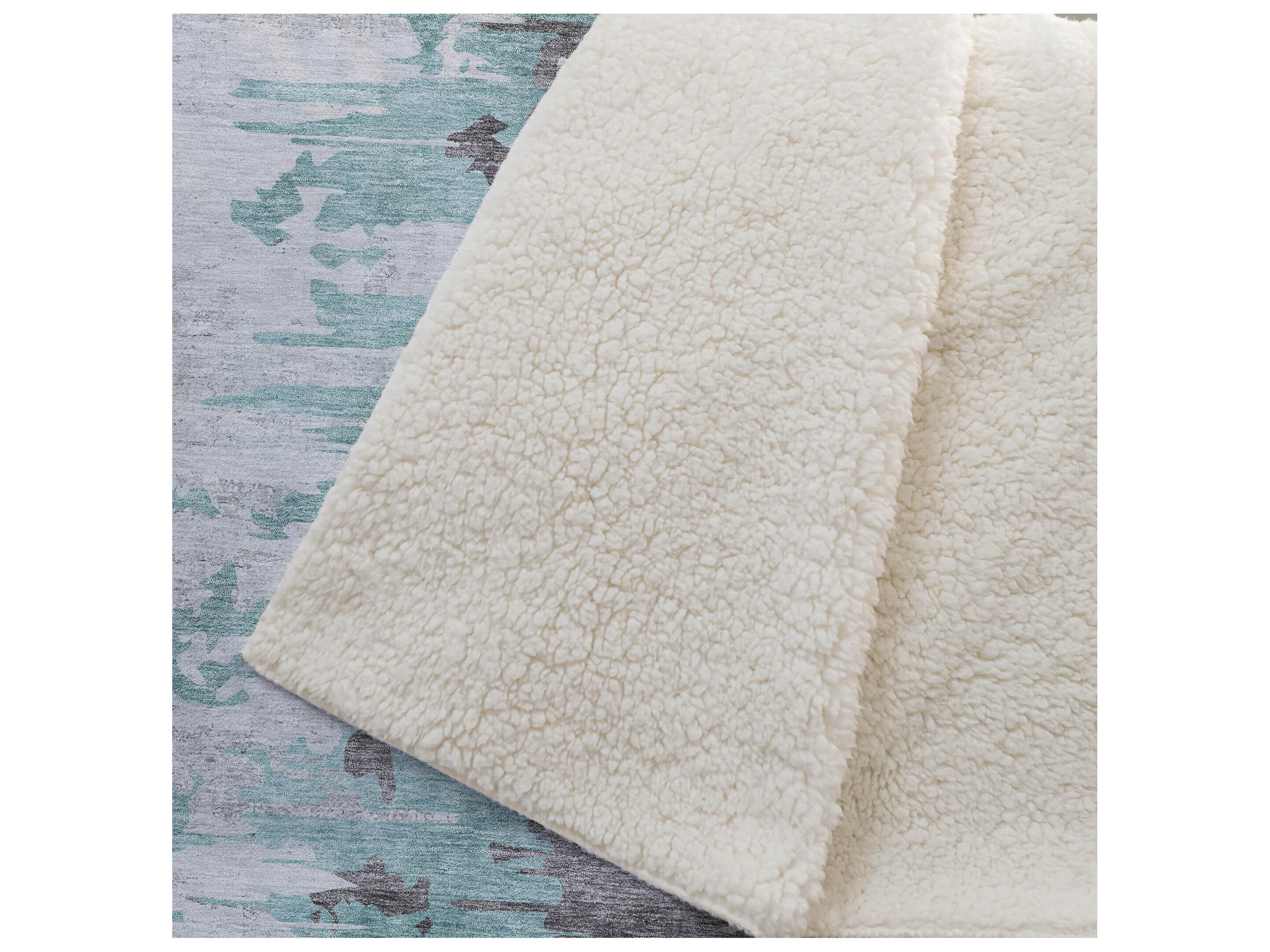 Dalyn Sherpa Teal Polyester Throw