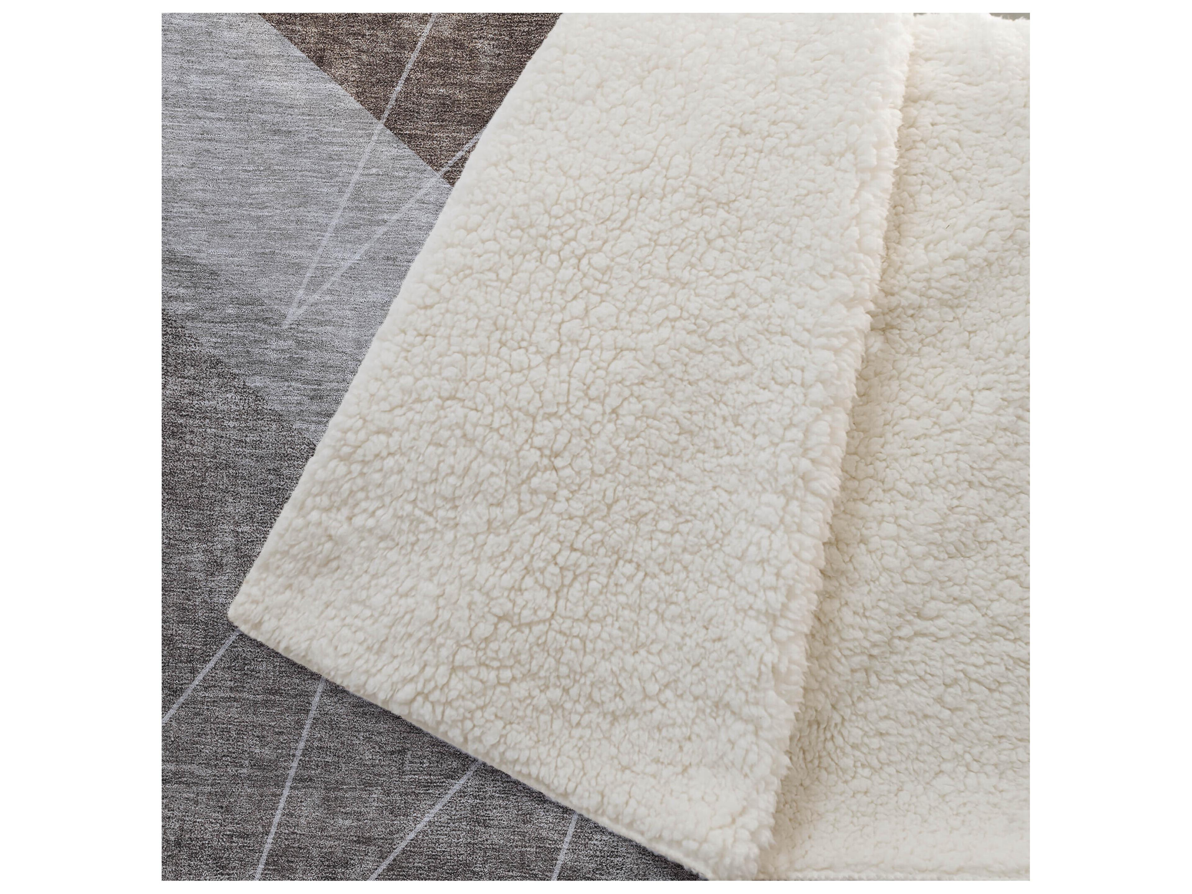 Dalyn Sherpa Gray Polyester Throw