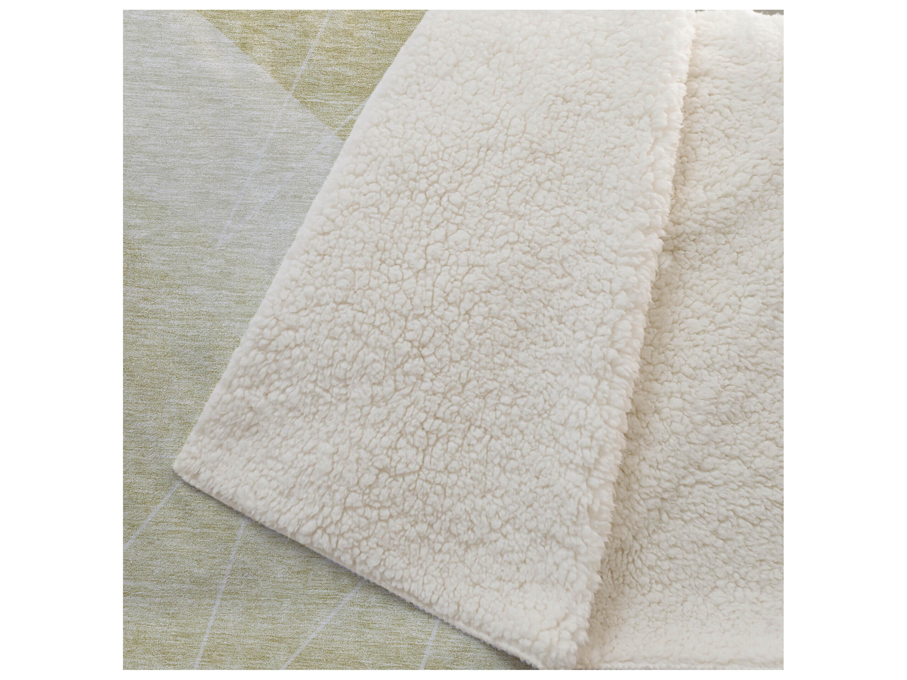 Dalyn Sherpa Gold Polyester Throw