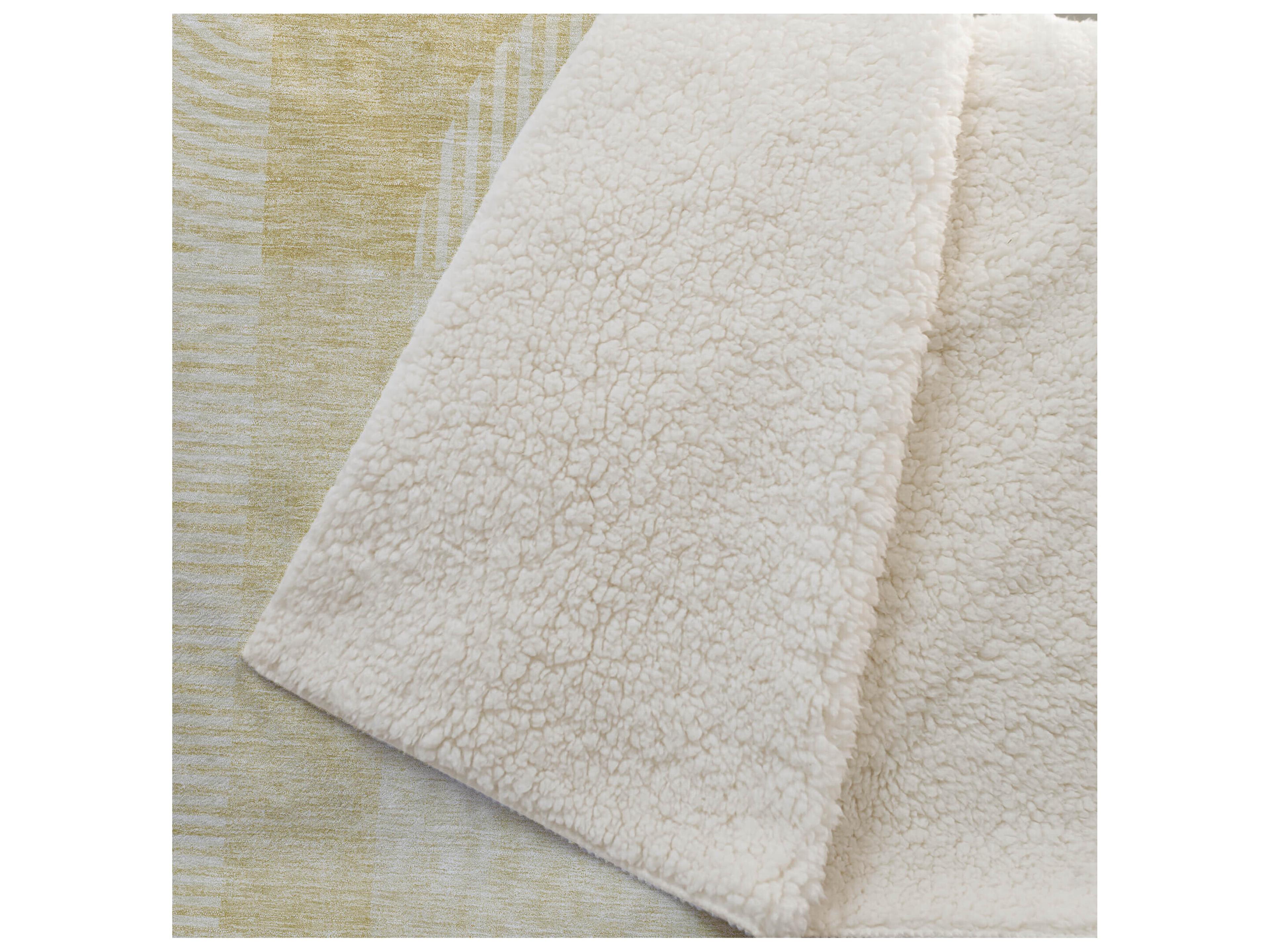 Dalyn Sherpa Gold Polyester Throw