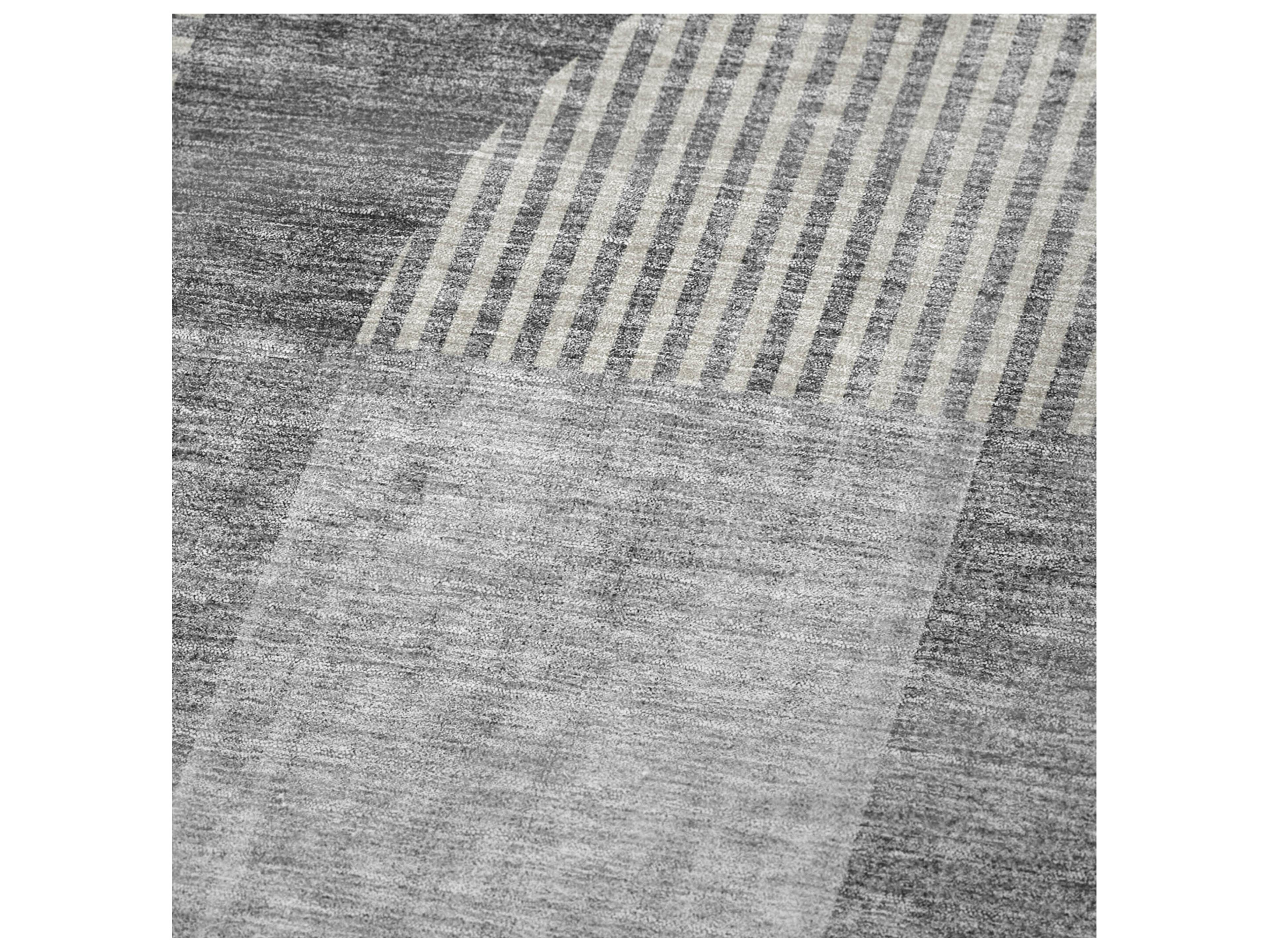 Dalyn Sherpa Gray Polyester Throw