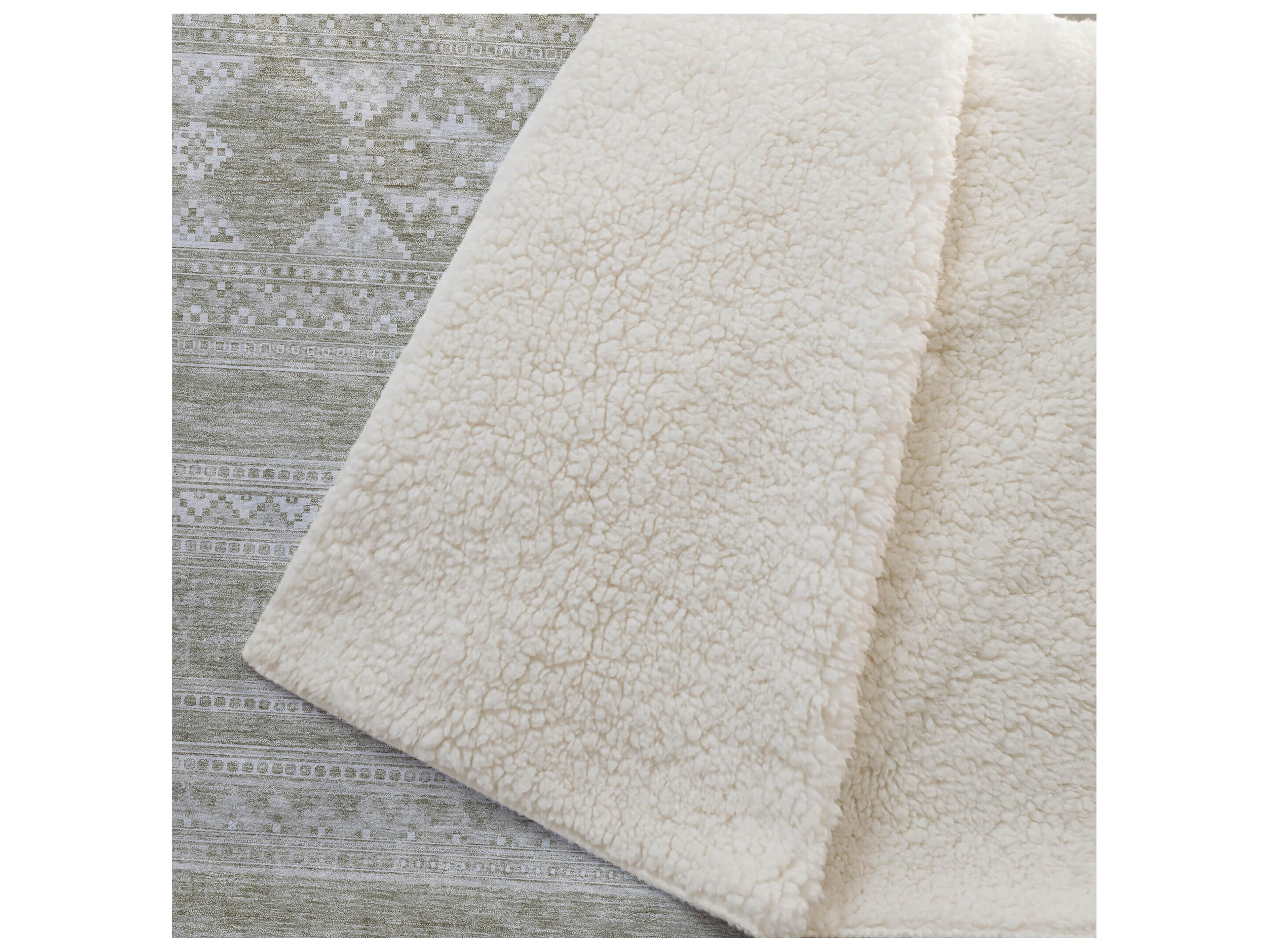 Dalyn Sherpa Brown Polyester Throw