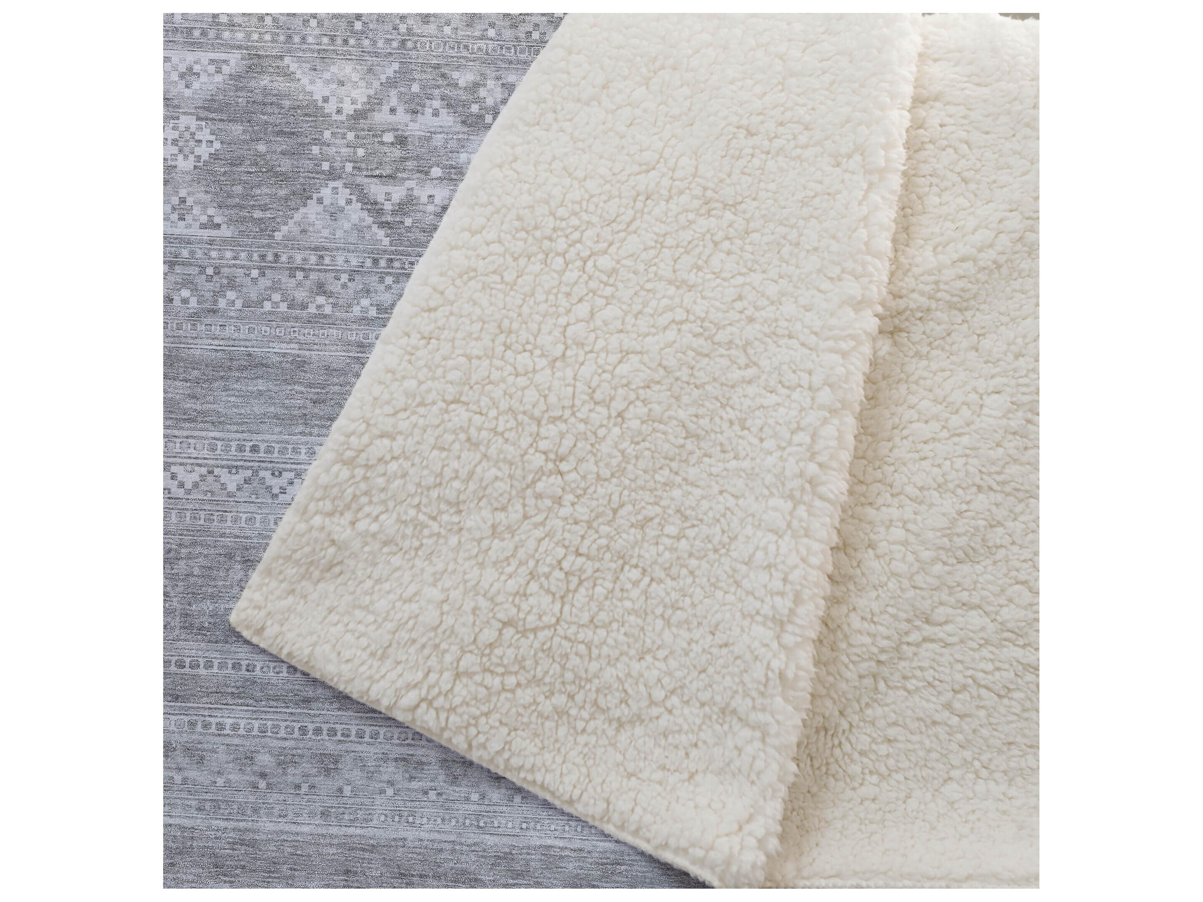 Dalyn Sherpa Gray Polyester Throw