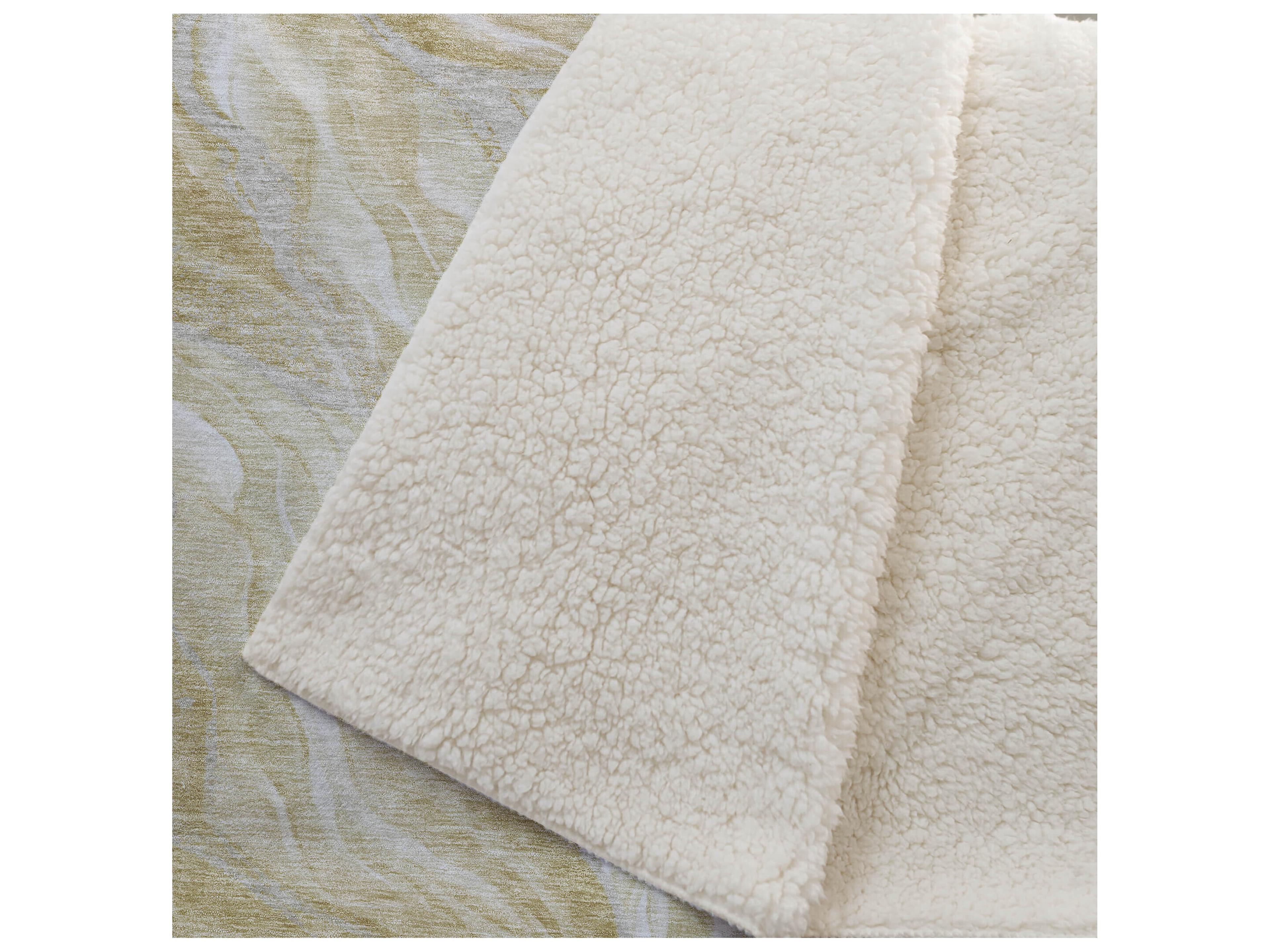 Dalyn Sherpa Gold Polyester Throw