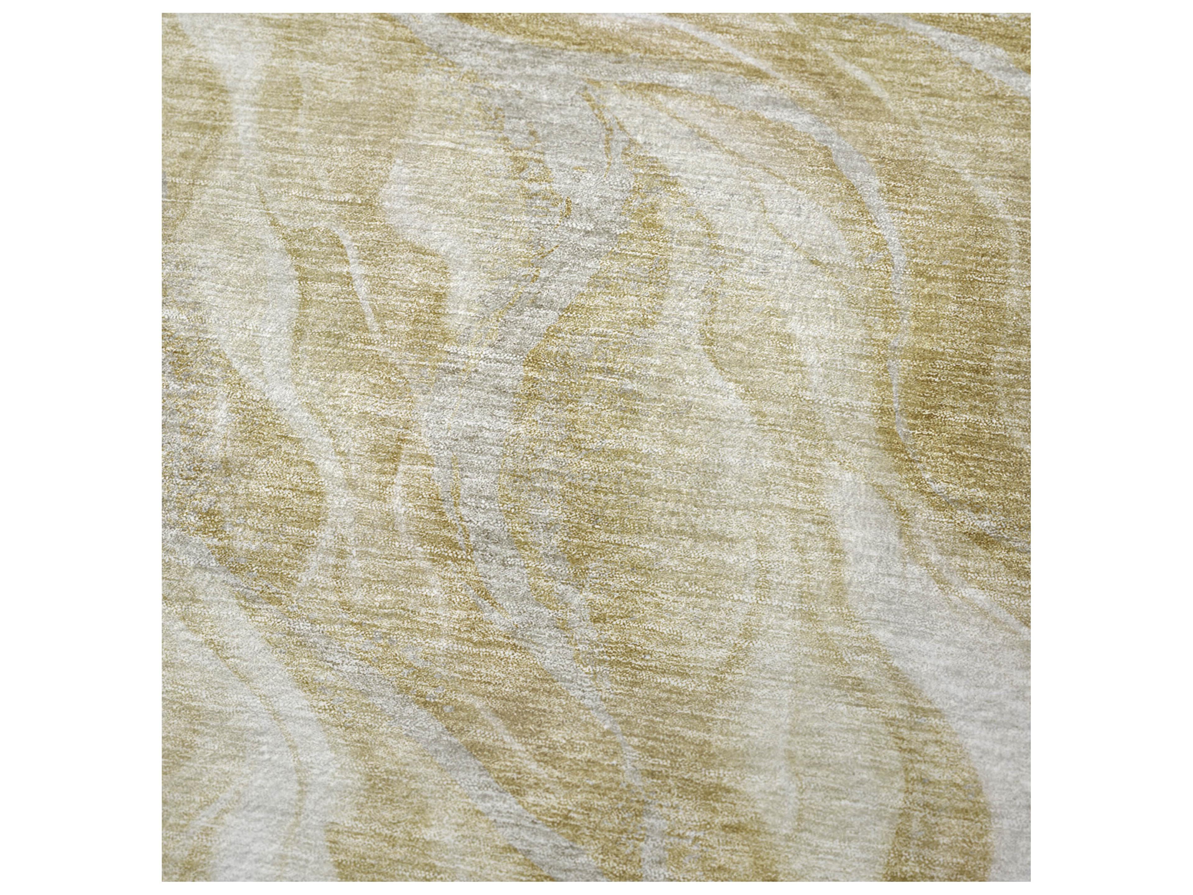 Dalyn Sherpa Gold Polyester Throw