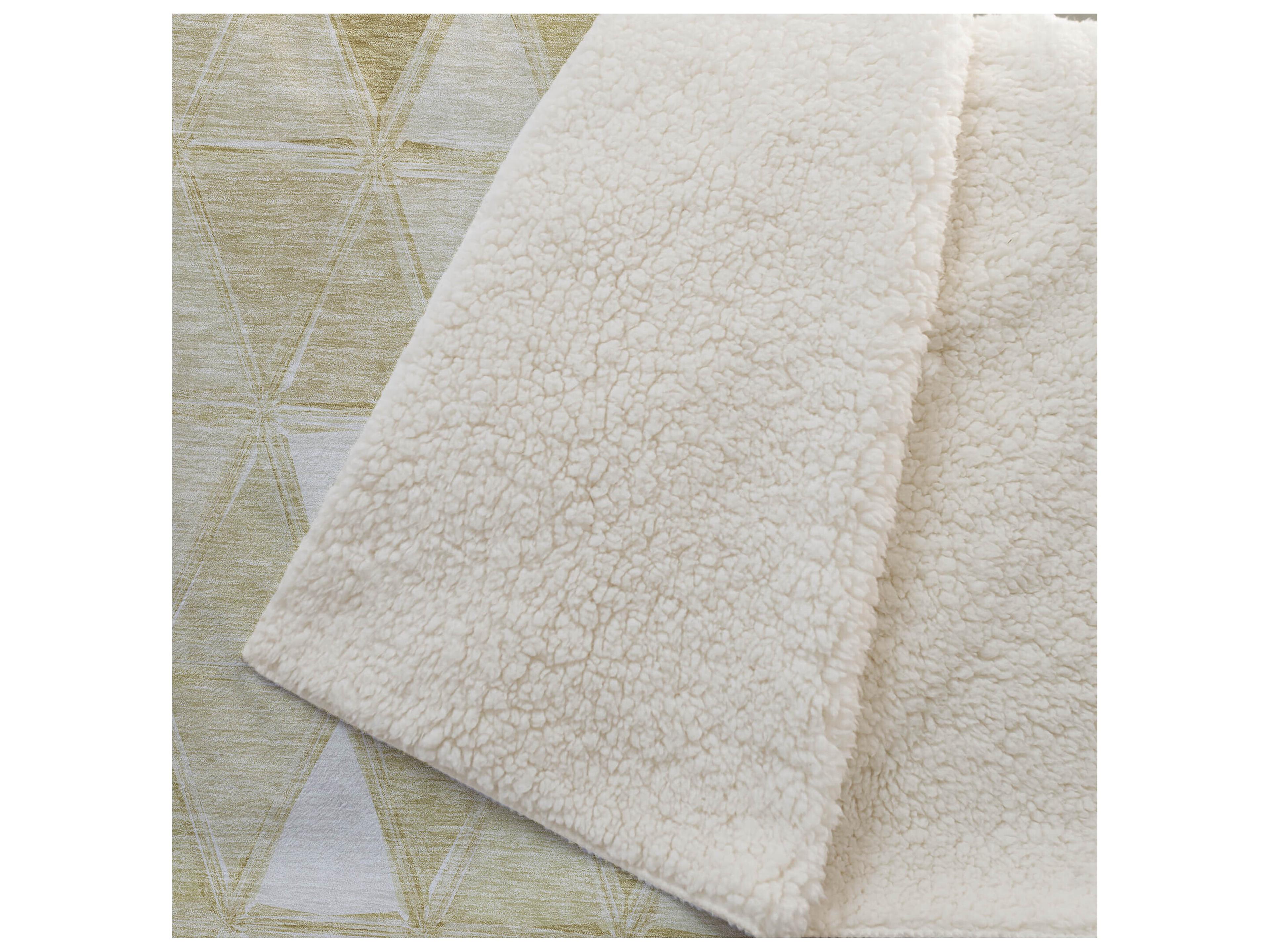 Dalyn Sherpa Gold Polyester Throw